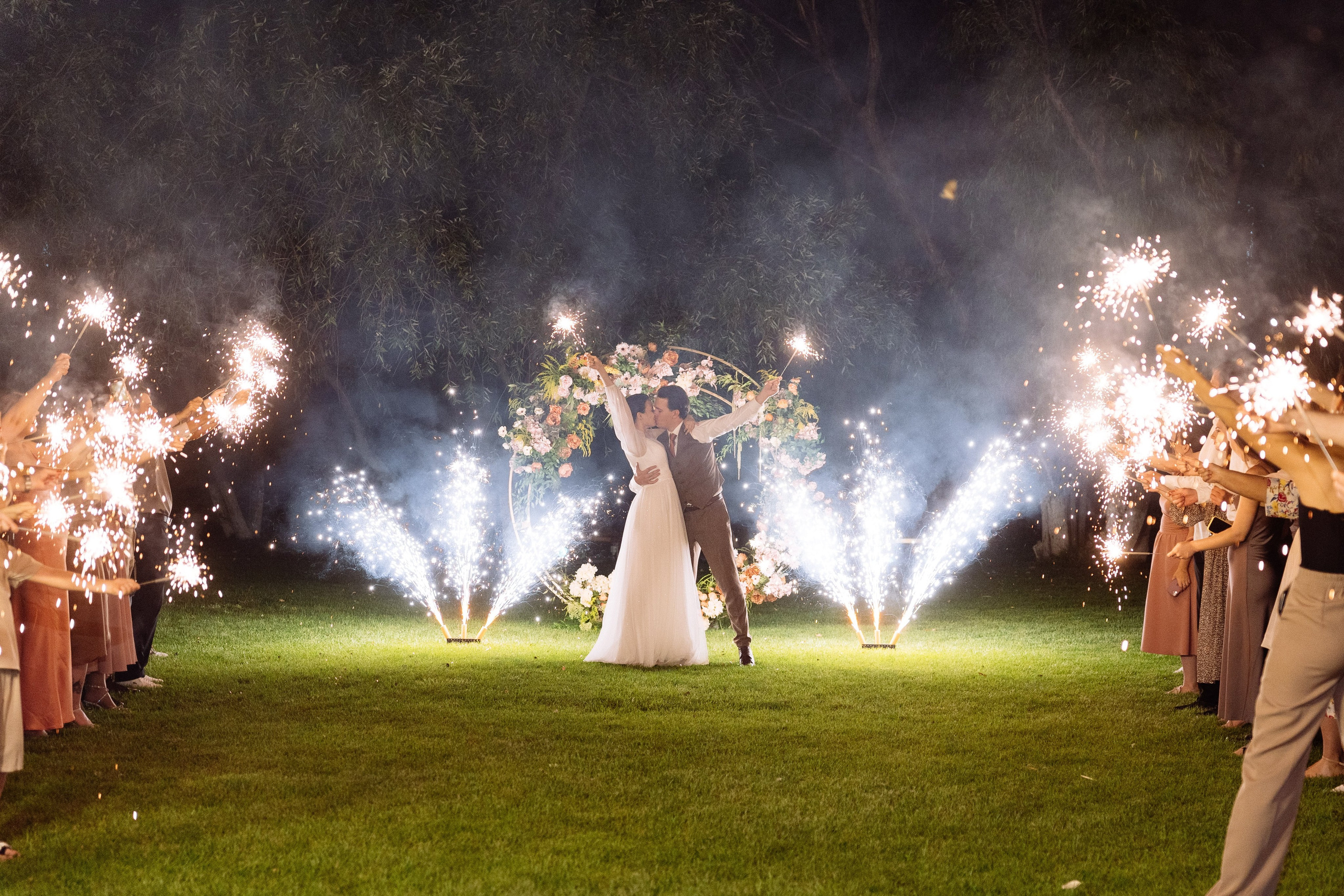 Свадьба Олега и Виктории в клубе «Ближняя дача»