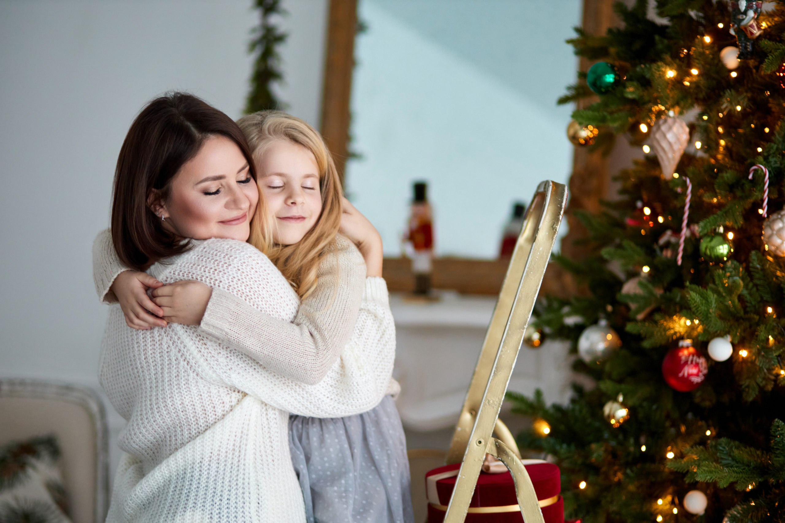 Новогодняя фотосесссия в студии для мамы и дочки. Фотограф в Минске Анна Кучинская
