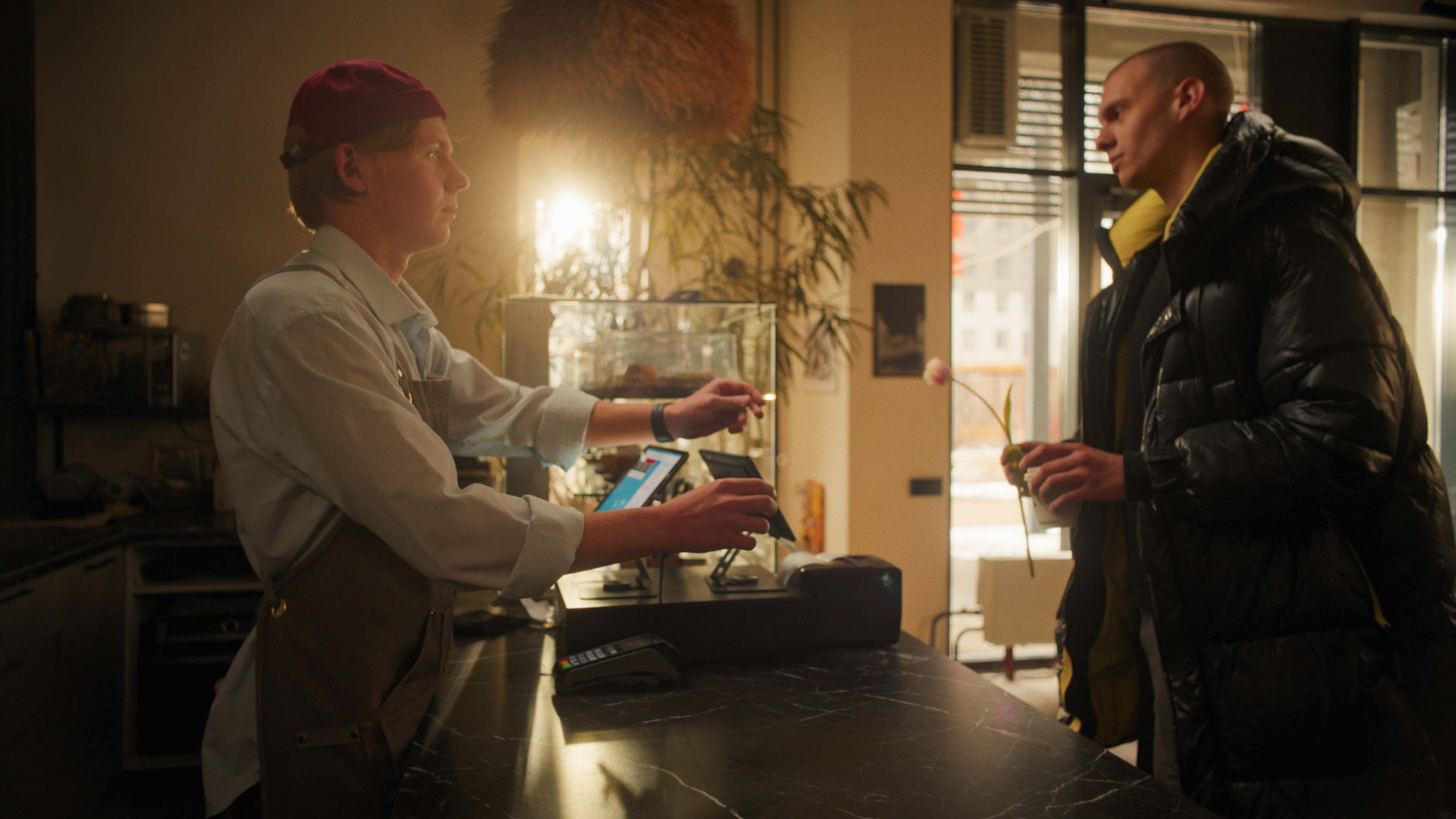 Три чашки до любви. Цветокоррекция видео