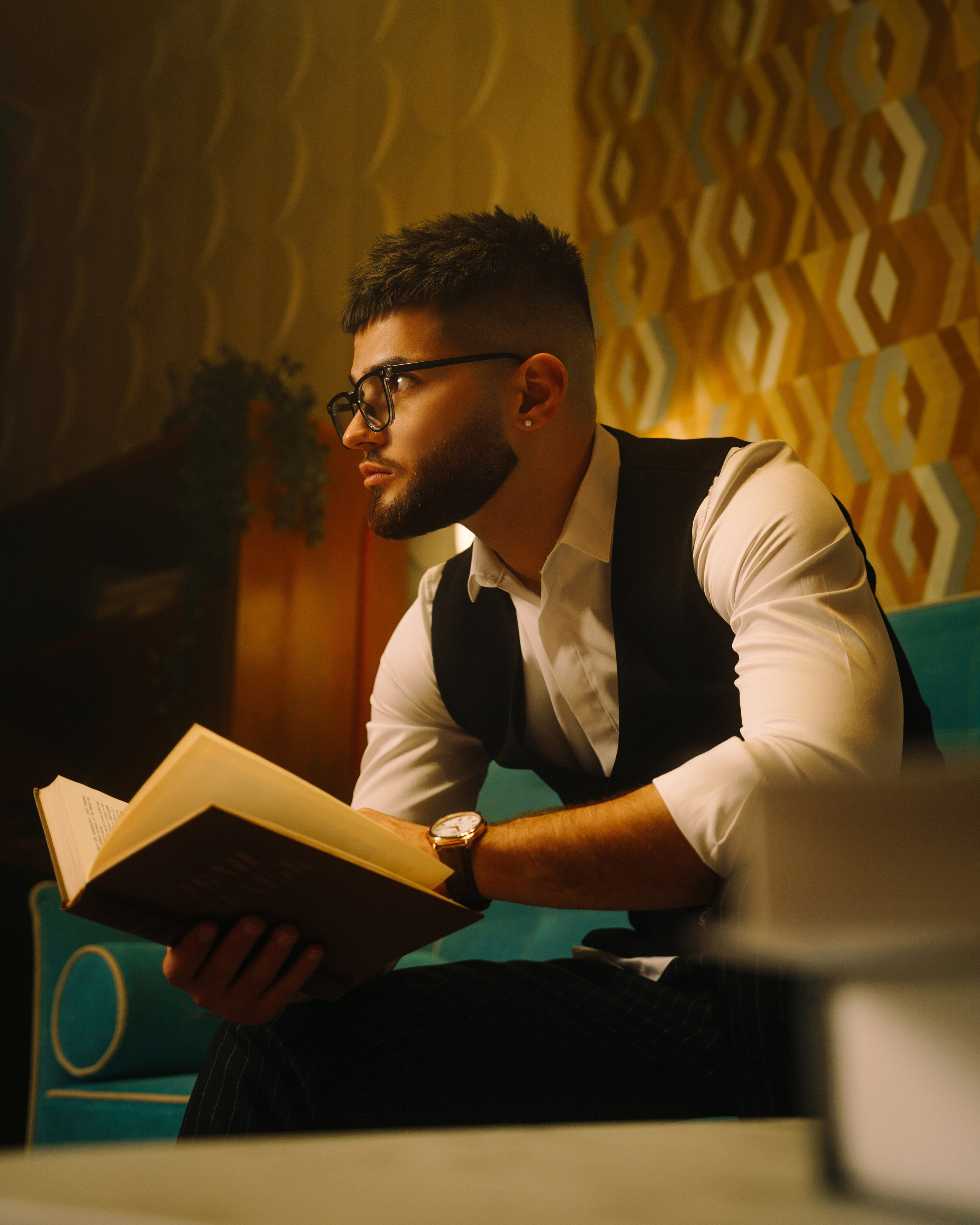 Портретный фотограф в Минске. Михаил Евтух — фотограф для брендов и маркетплейсов в Минске