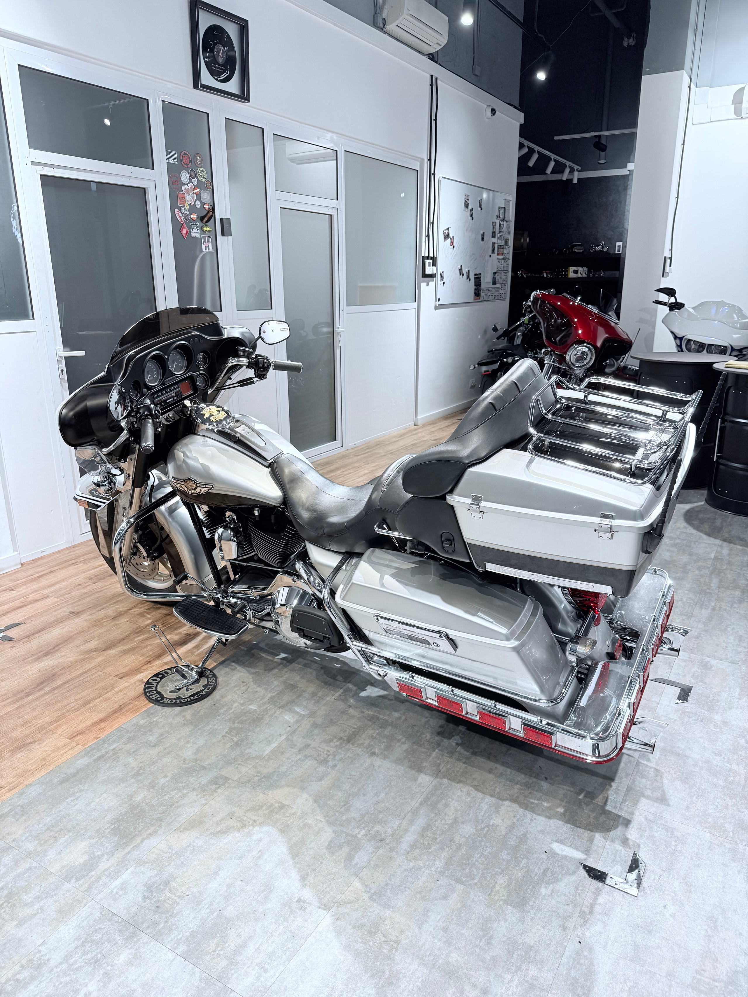 Electra Glide (100 Years Edition). Hello Davidson, Москва. Только хорошие мотоциклы…