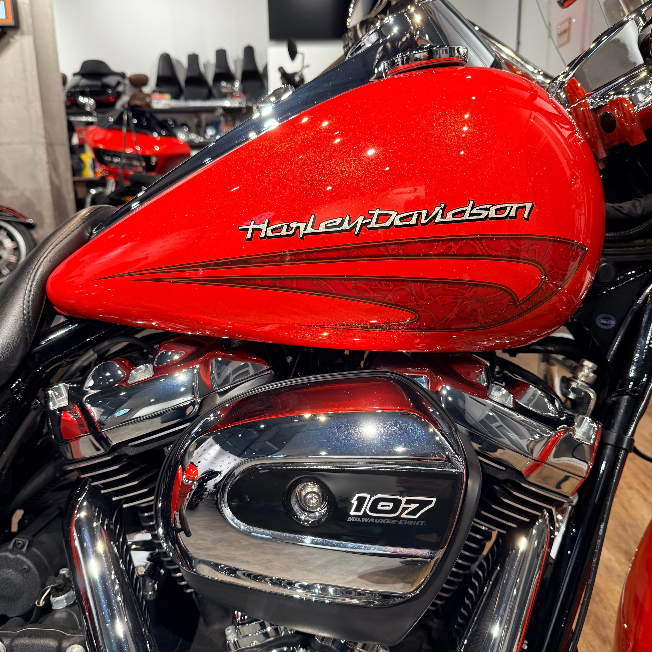 2017 Road Кing 107 АВS Laguna Orаngе. Hello Davidson, Москва. Только хорошие мотоциклы…