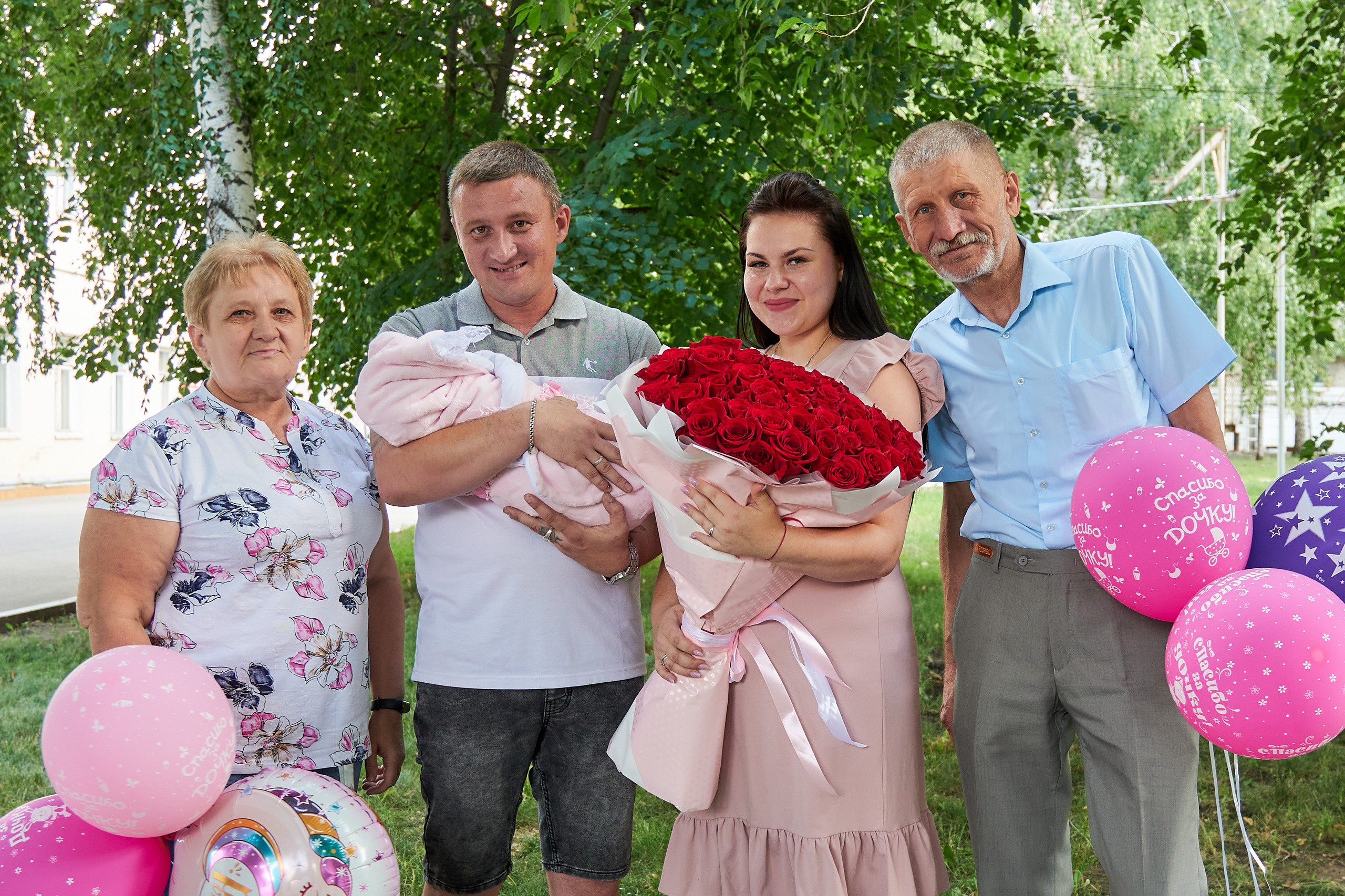 Выписка из роддома. Семейный фотограф Владимир Просвиркин. г. Самара
