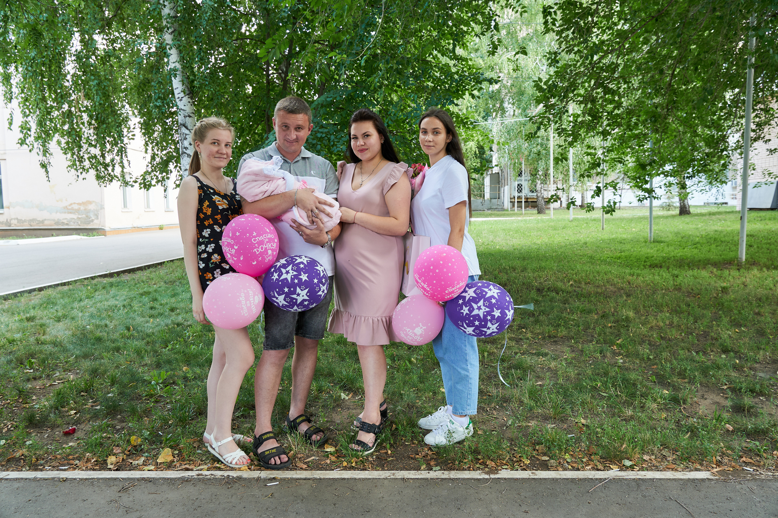 Выписка из роддома. Семейный фотограф Владимир Просвиркин. г. Самара