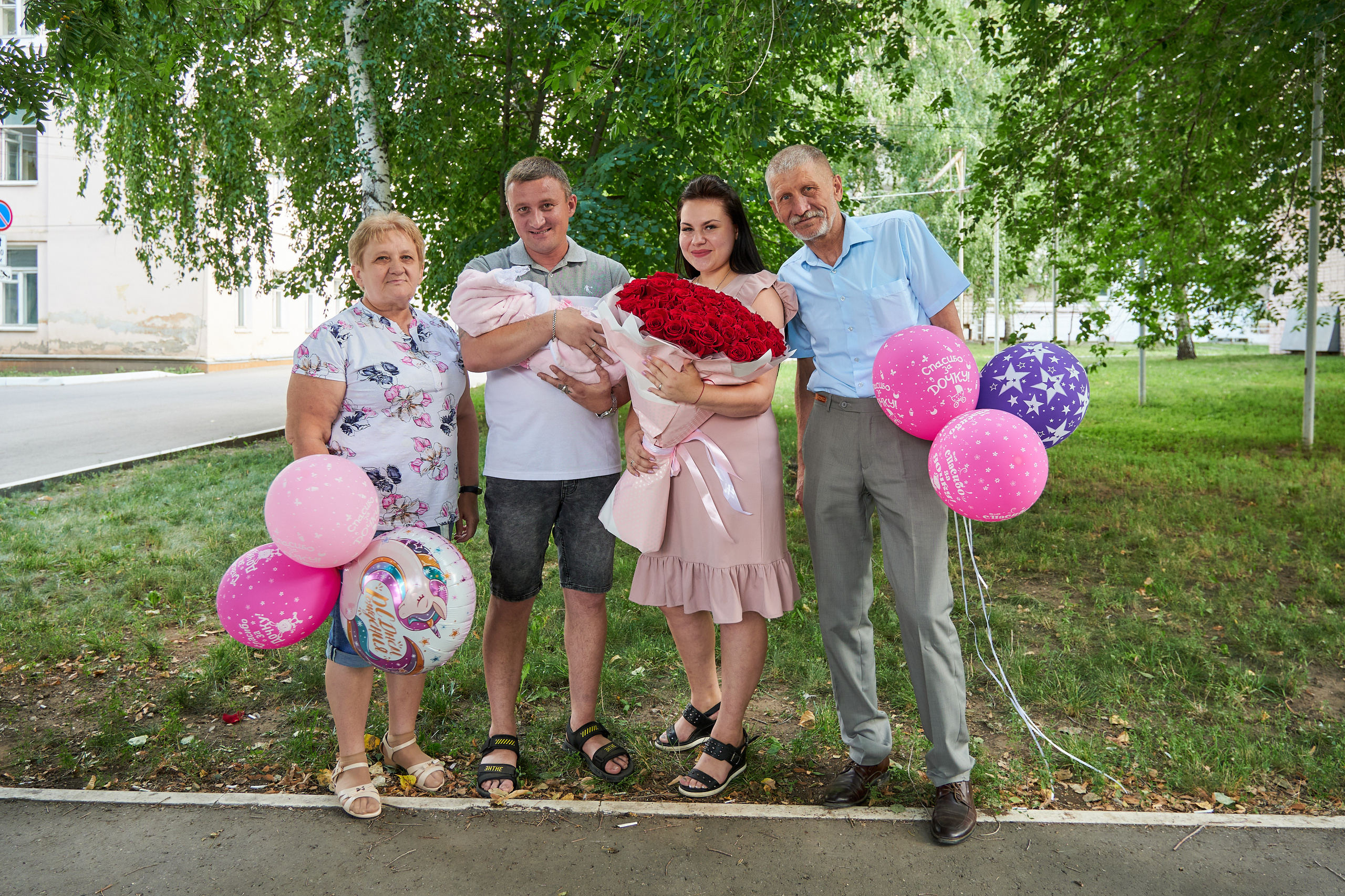 Выписка из роддома. Семейный фотограф Владимир Просвиркин. г. Самара