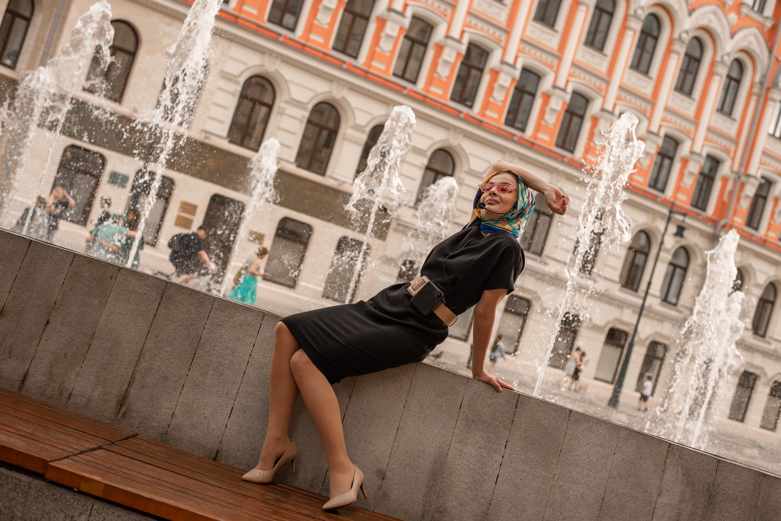 Спектакльпешком «Настроение Оттепель». Фотограф • Фототерапевт г. Москва