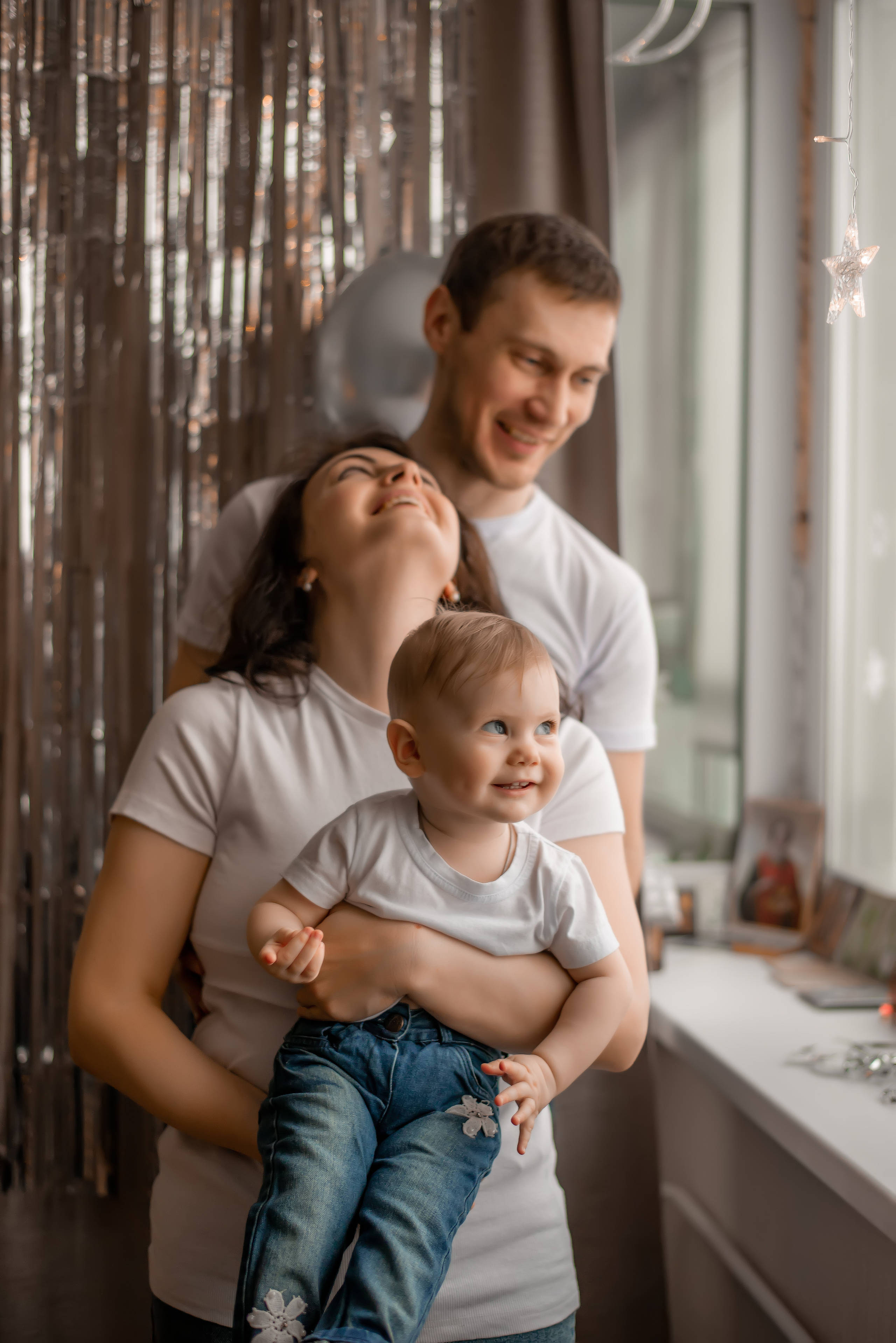 Домашняя семейная съемка на годовасие дочки. Фотограф • Фототерапевт г. Москва