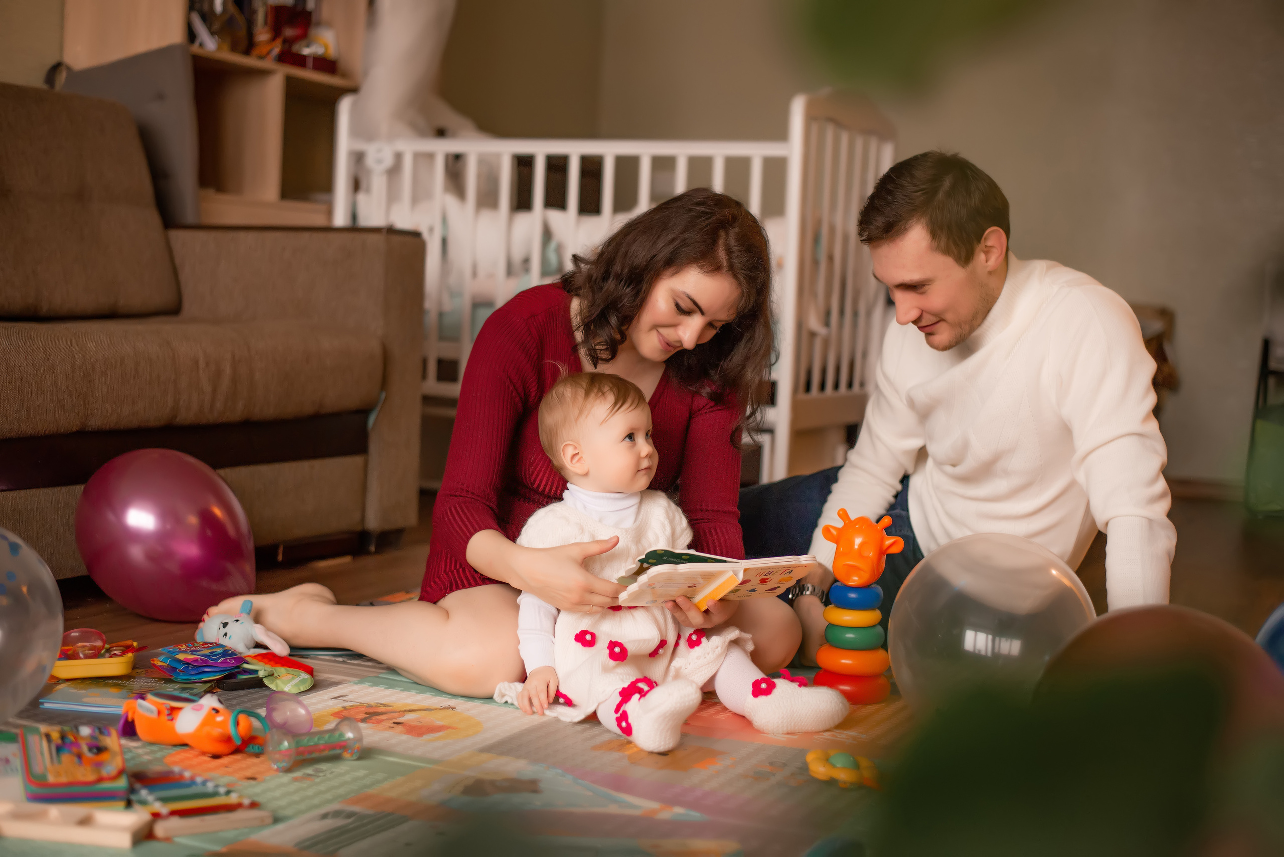 Домашняя семейная съемка на годовасие дочки. Фотограф • Фототерапевт г. Москва