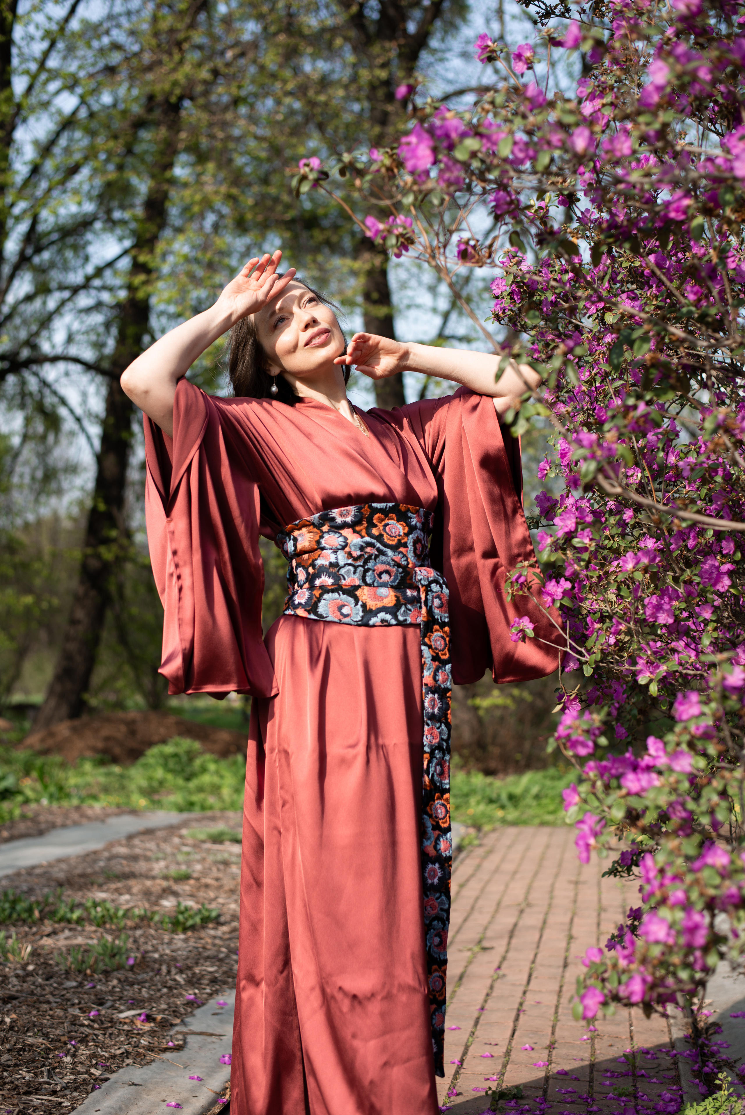 Женская фотосессия в Ботаническом саду МГУ. Фотограф • Фототерапевт г. Москва