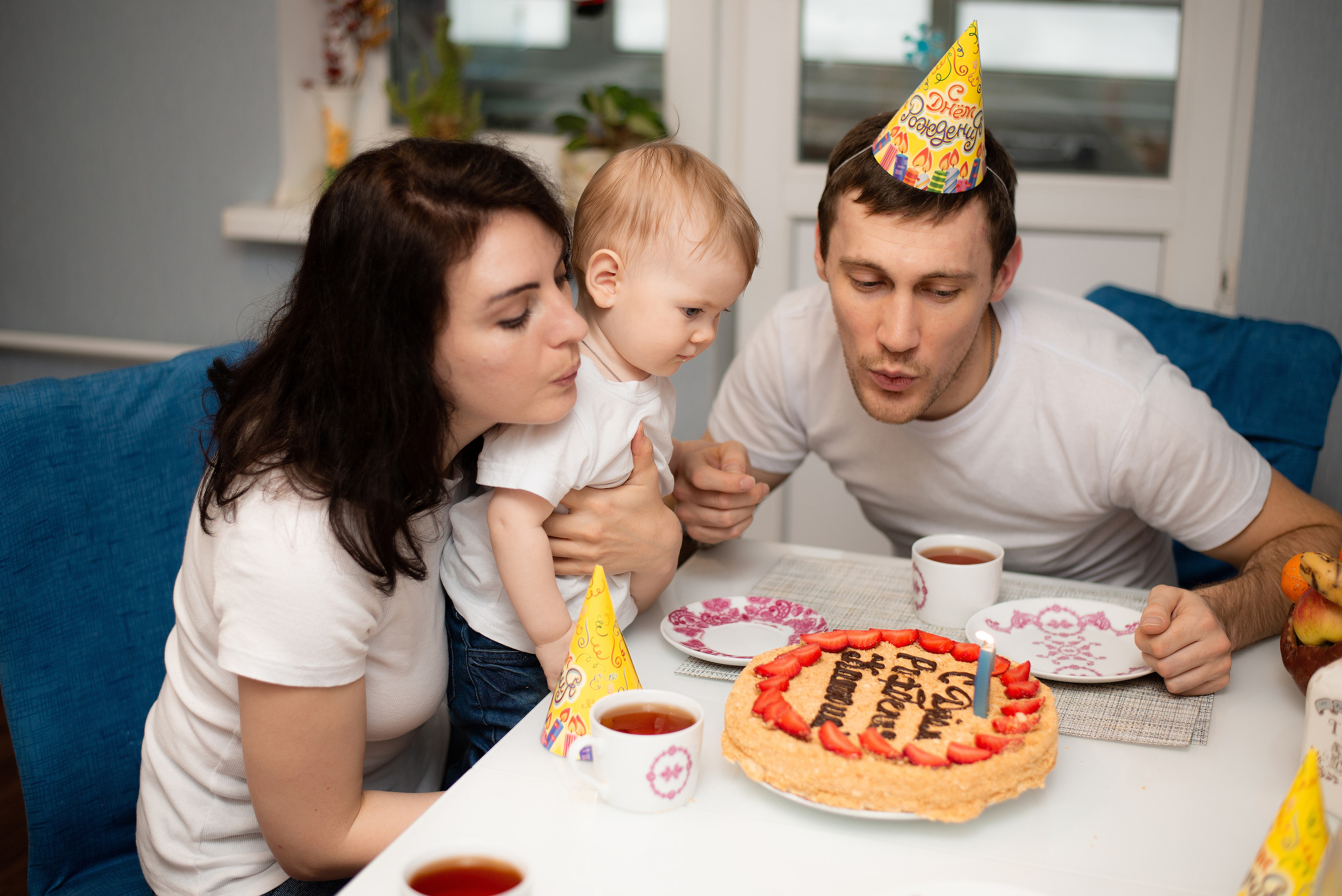 Домашняя семейная съемка на годовасие дочки. Фотограф • Фототерапевт г. Москва