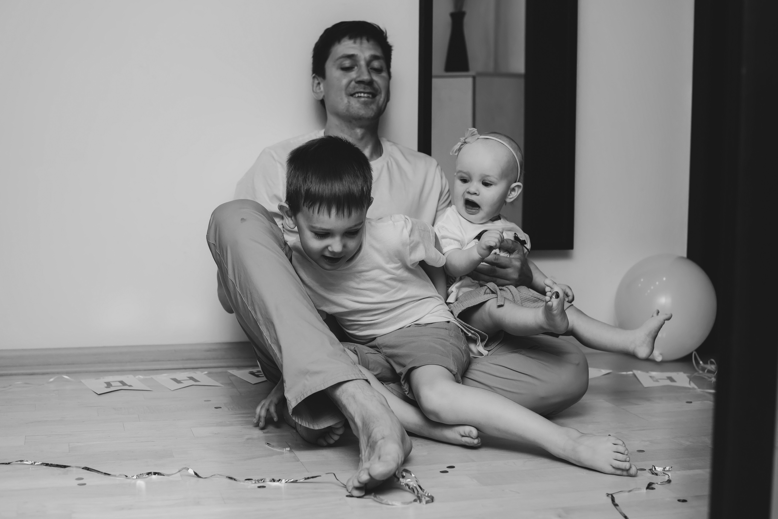 Домашняя семейная съемка на годик дочки. Фотограф • Фототерапевт г. Москва