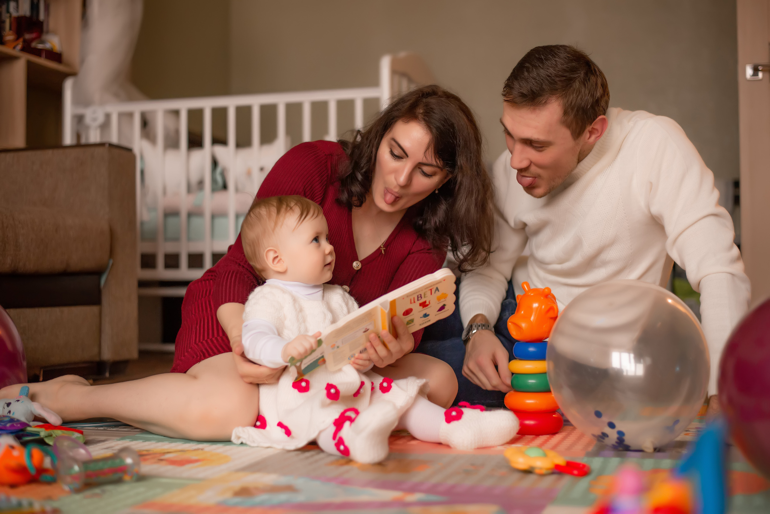 Домашняя семейная съемка на годовасие дочки. Фотограф • Фототерапевт г. Москва