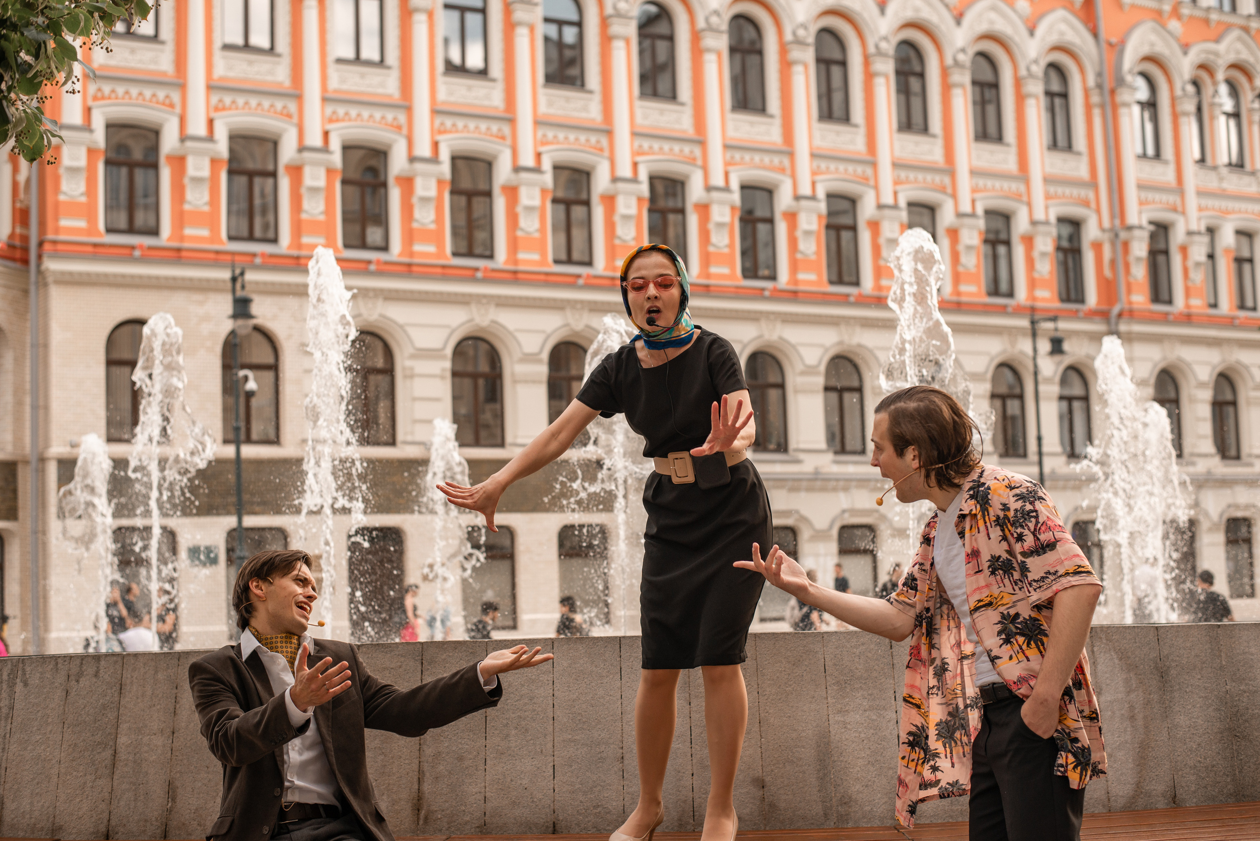 Спектакльпешком «Настроение Оттепель». Фотограф • Фототерапевт г. Москва