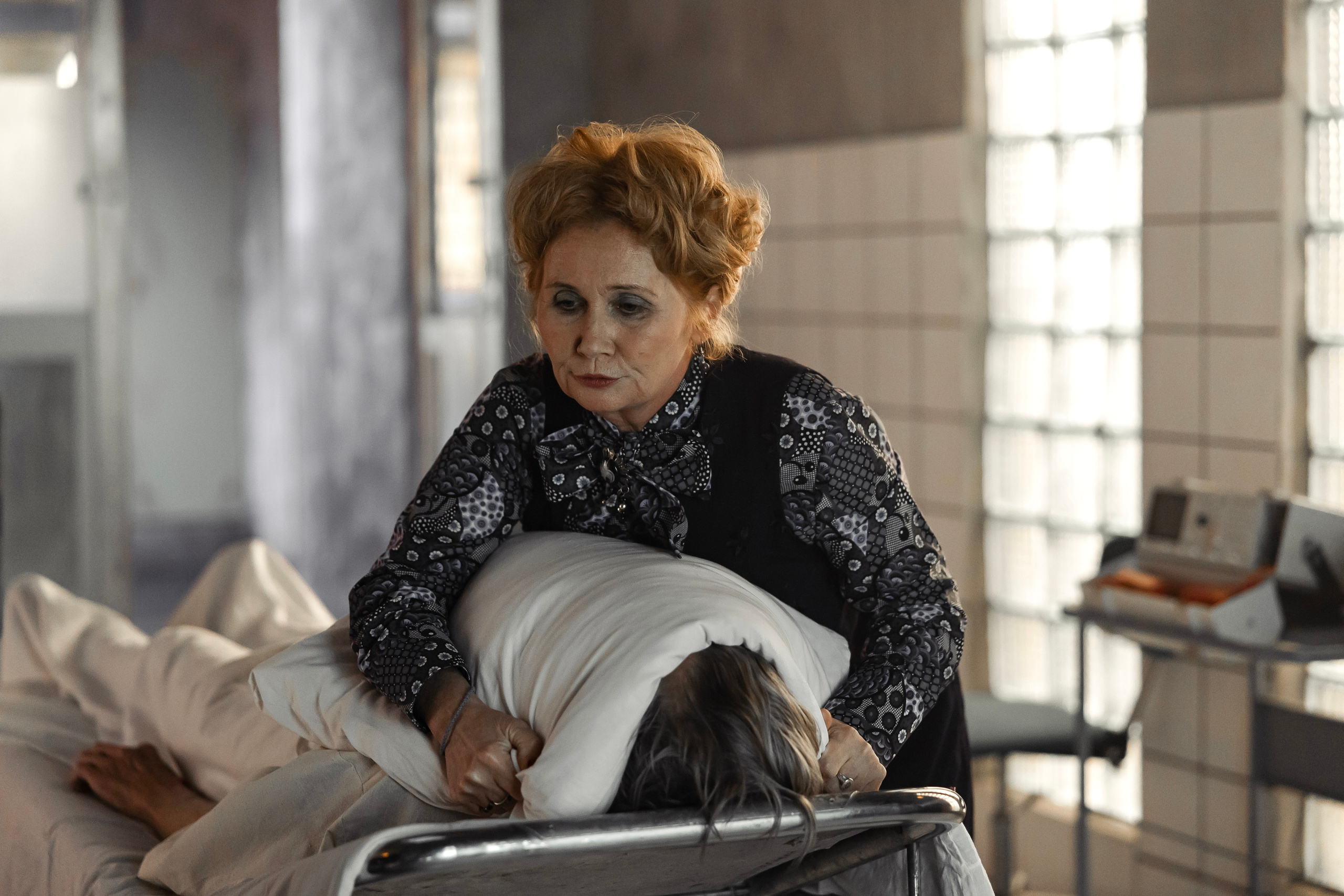 Сериал «13 Клиническая. Начало». Лисенкова Алиса — Фотограф, видеомейкер. Москва