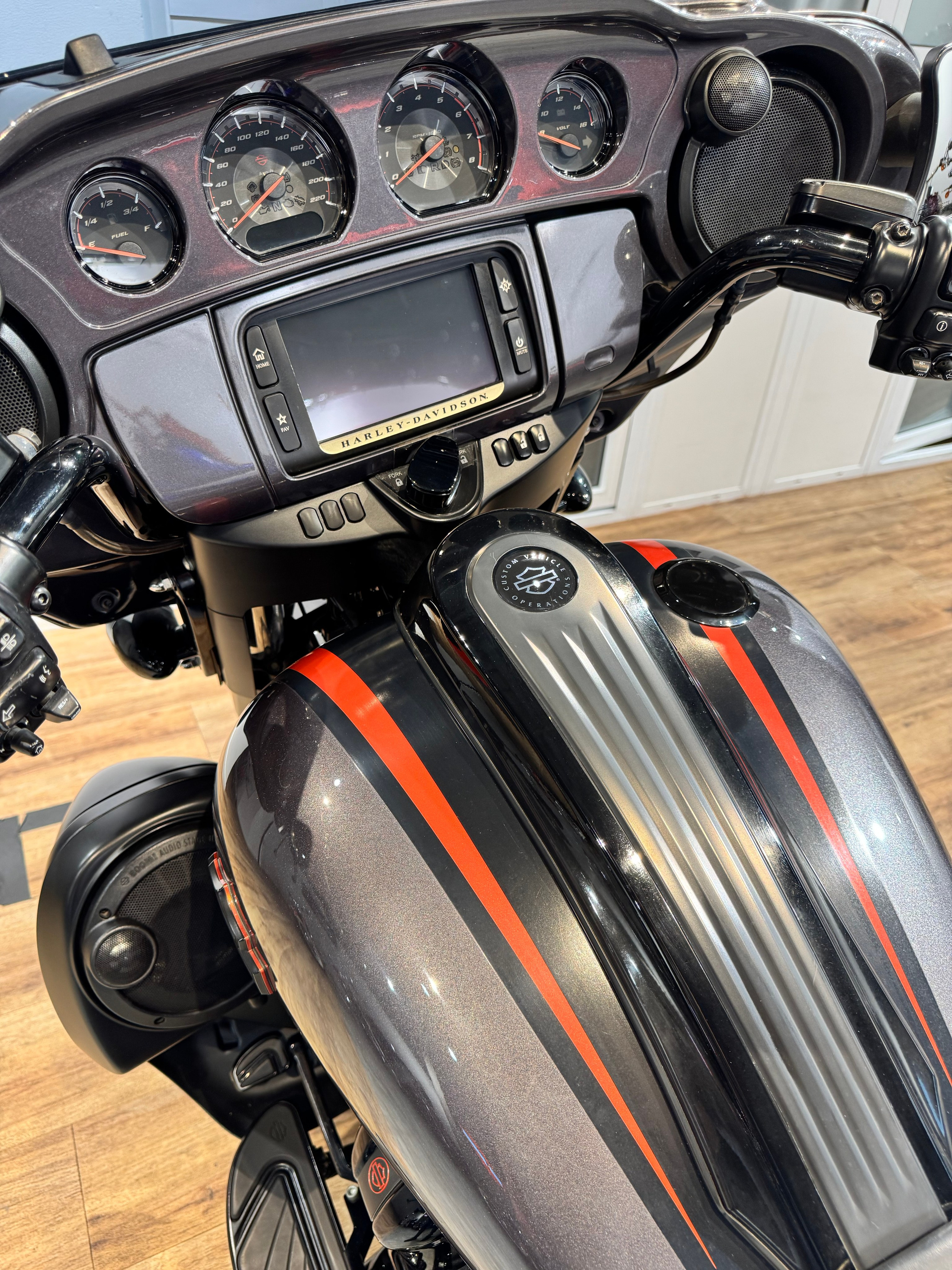 Harley Davidson 117 CVO Street Glide Special (Touring) — купить мотоцикл. Hello Davidson, Москва. Только хорошие мотоциклы…