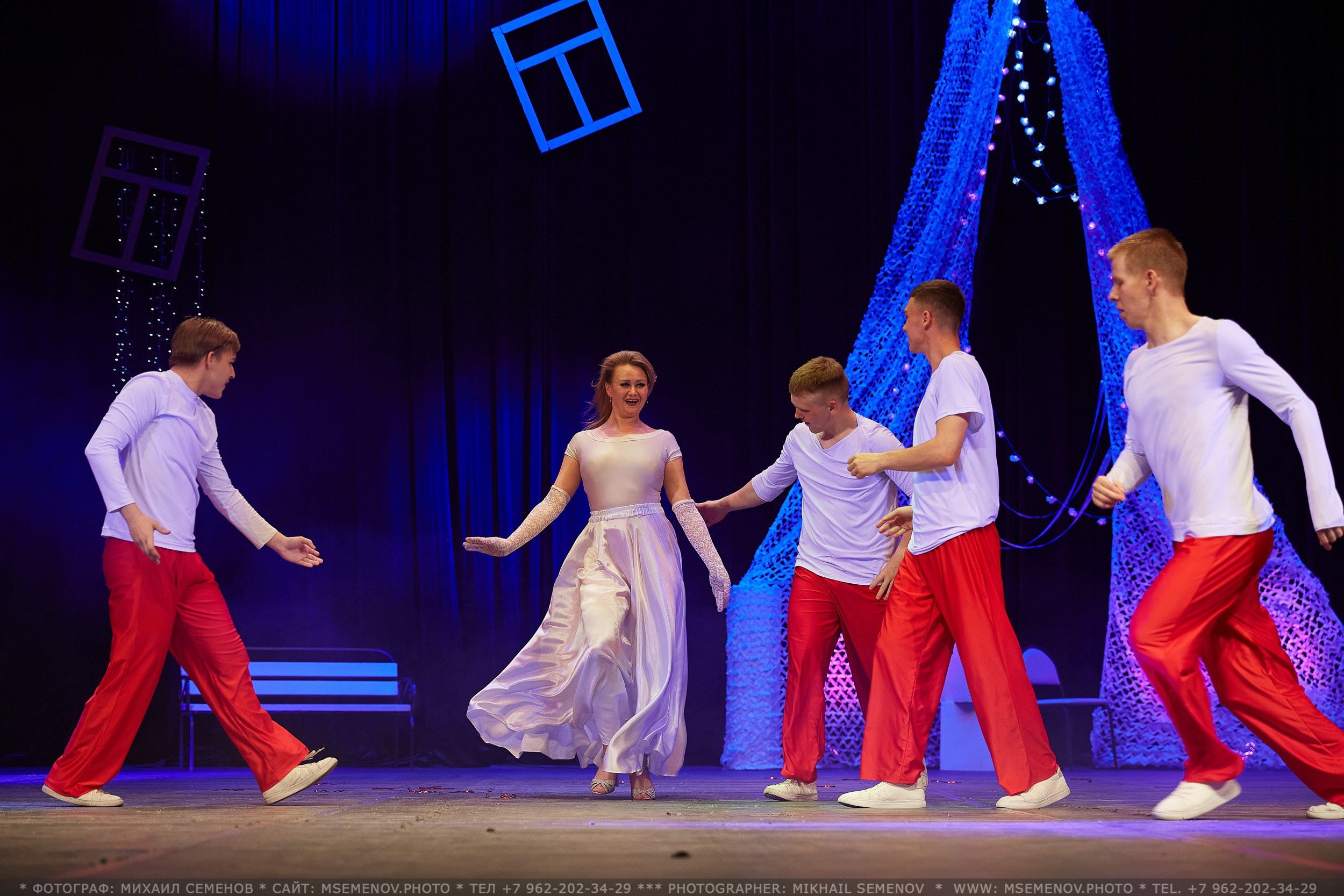 АНОНС фоторепортажа «Танцуй вопреки…» Танцевальный клуб «Априори». Фотограф, фотопроекты Михаила Семенова в Ярославле. Фотошкола