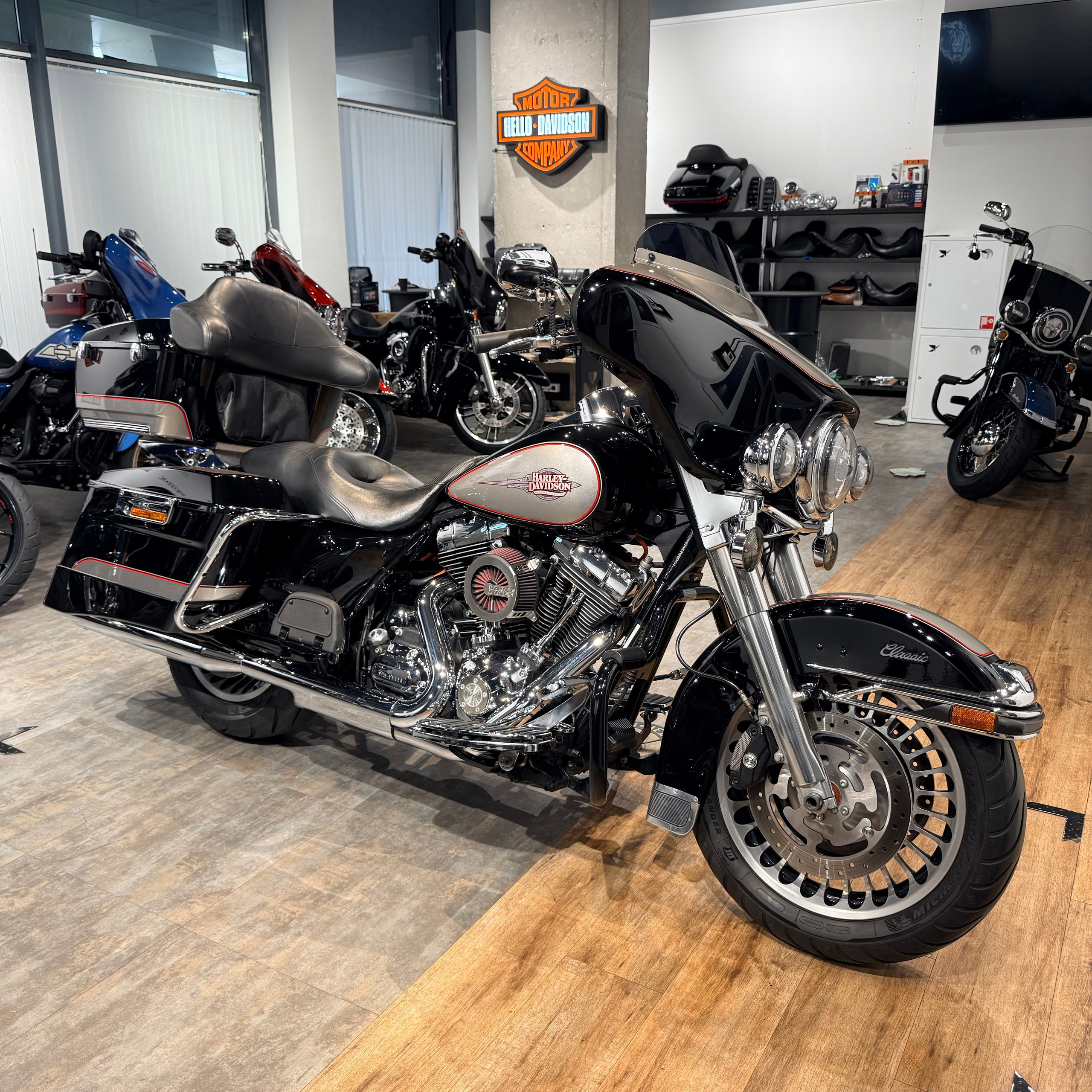 2008 Electra Glide Black Pearl ABS (VIN *5HD*8999). Hello Davidson, Москва. Только хорошие мотоциклы…