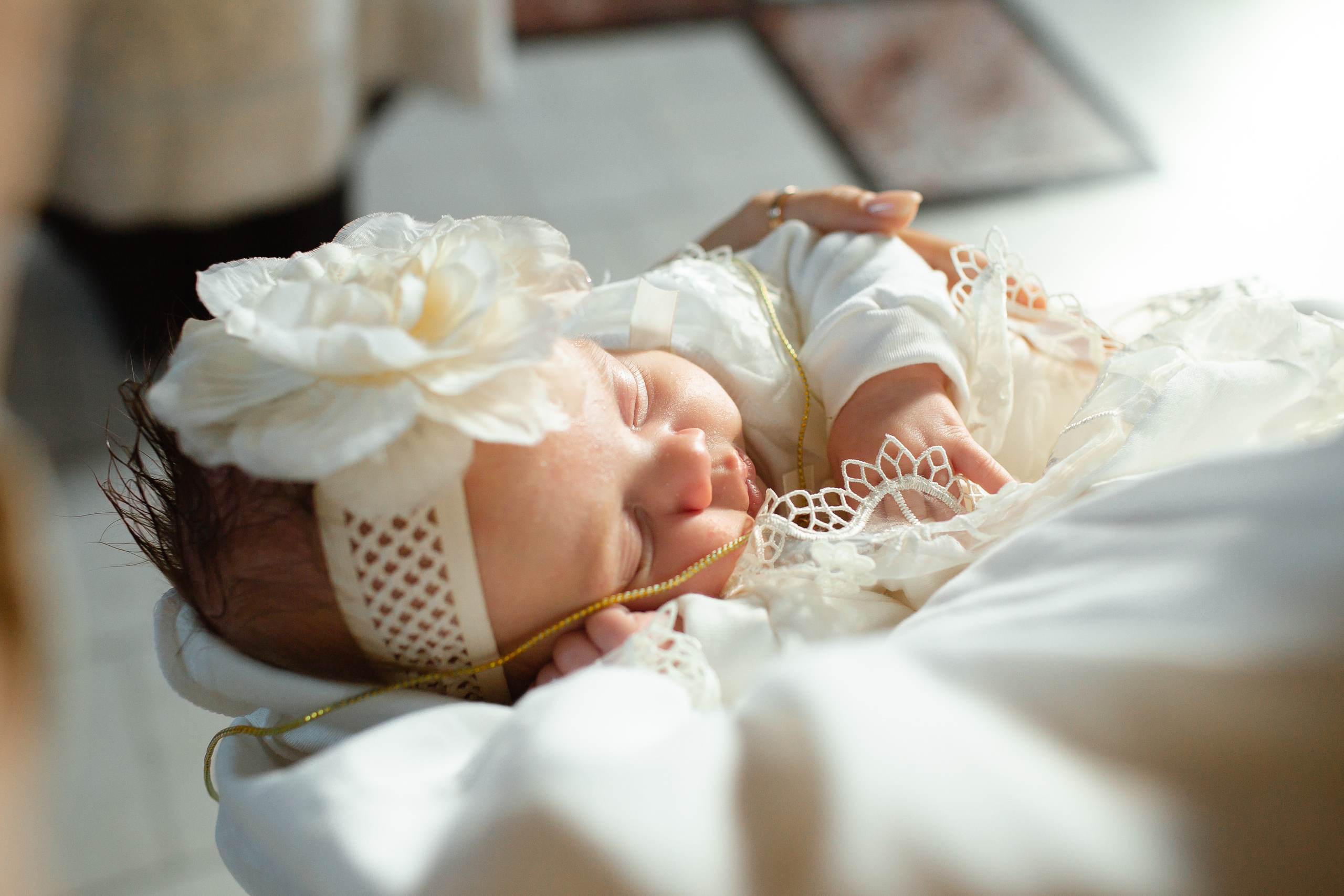 Съёмка крещения. Фотограф Беременности и Новорождённых в Кемерово