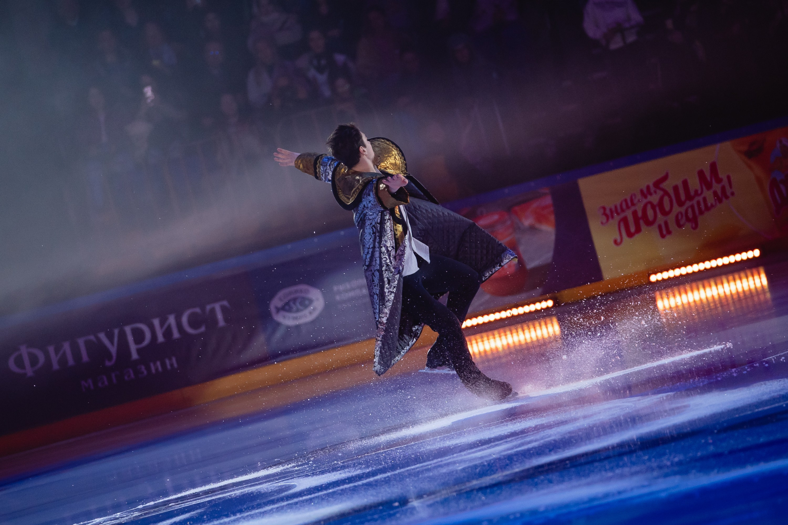 Шоу «Чемпионы на льду» в Новосибирске. Воробьева Ксения — Спортивный и танцевальный фотограф Новосибирск