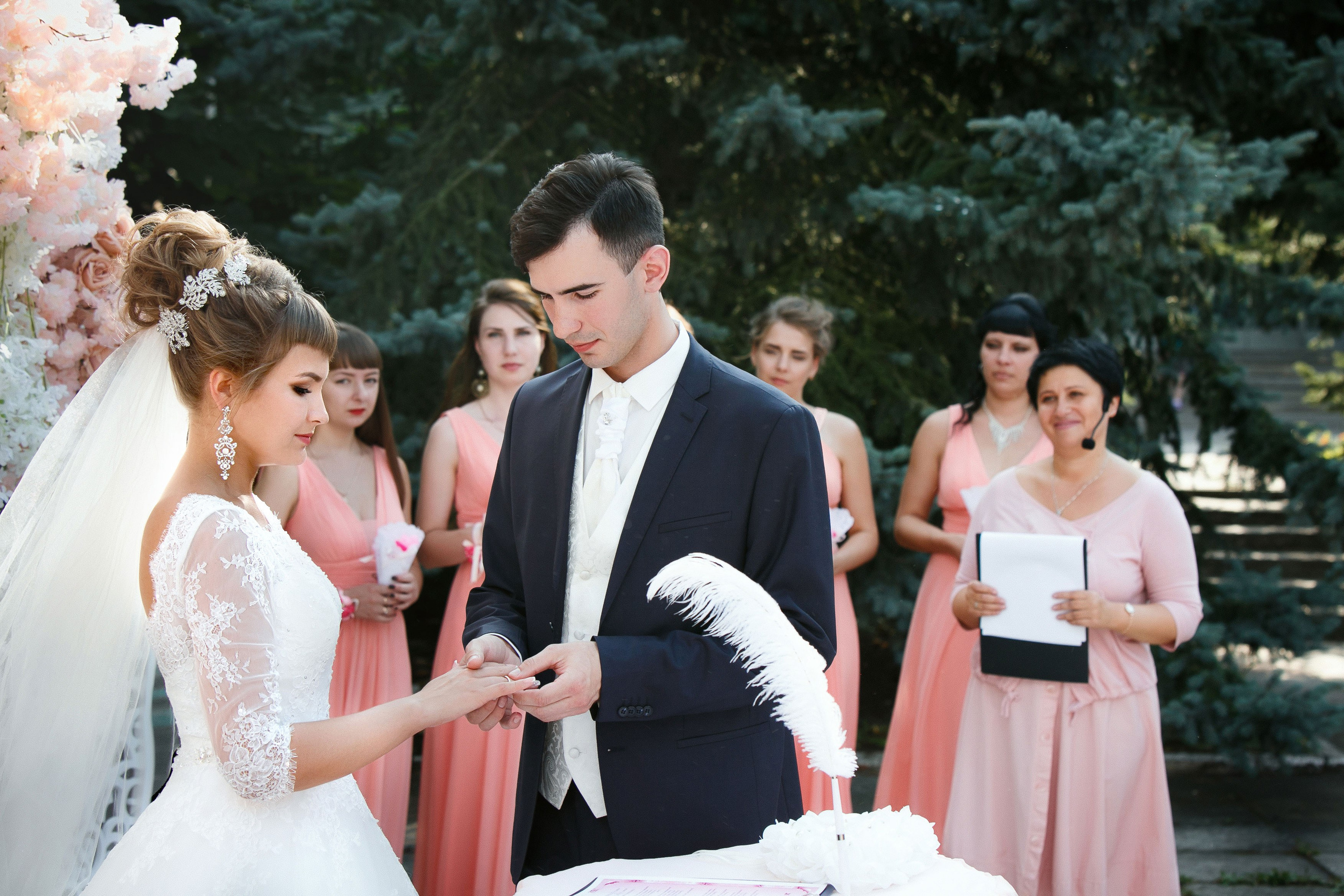 Свадебный, семейный и школьный фотограф в Сызрани Максим Баталов
