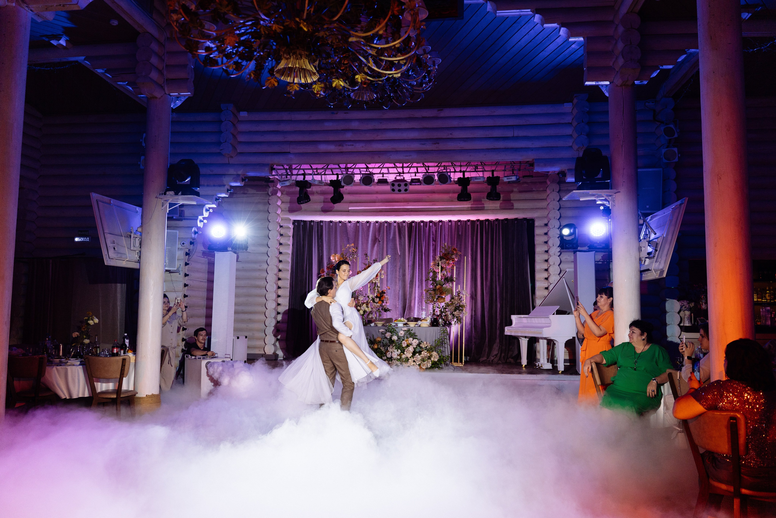 Свадьба Олега и Виктории в клубе «Ближняя дача»