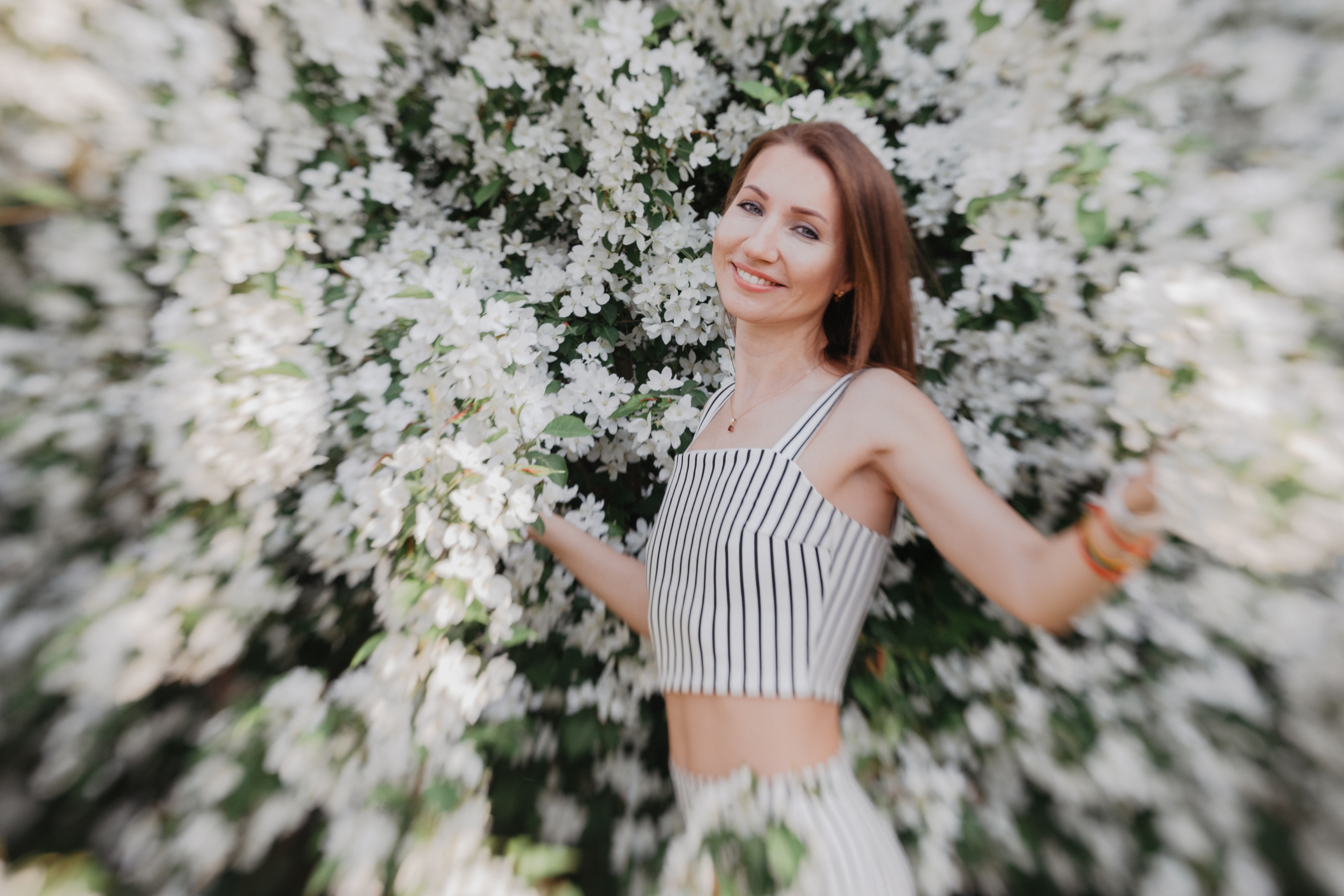 Яблоневое утро. Свадебный и семейный фотограф Тюмень Ева Рейман