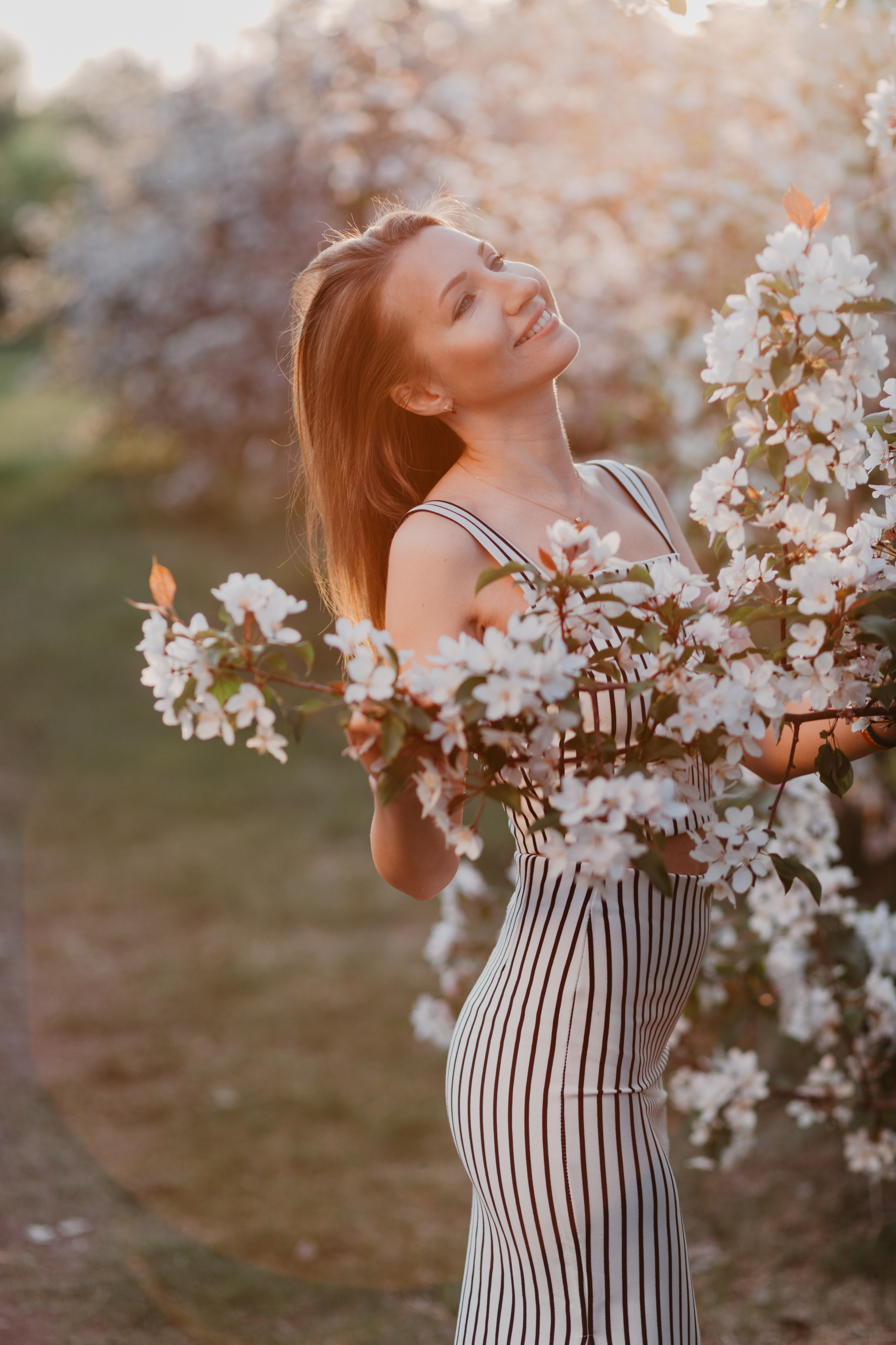 Яблоневое утро. Свадебный и семейный фотограф Тюмень Ева Рейман