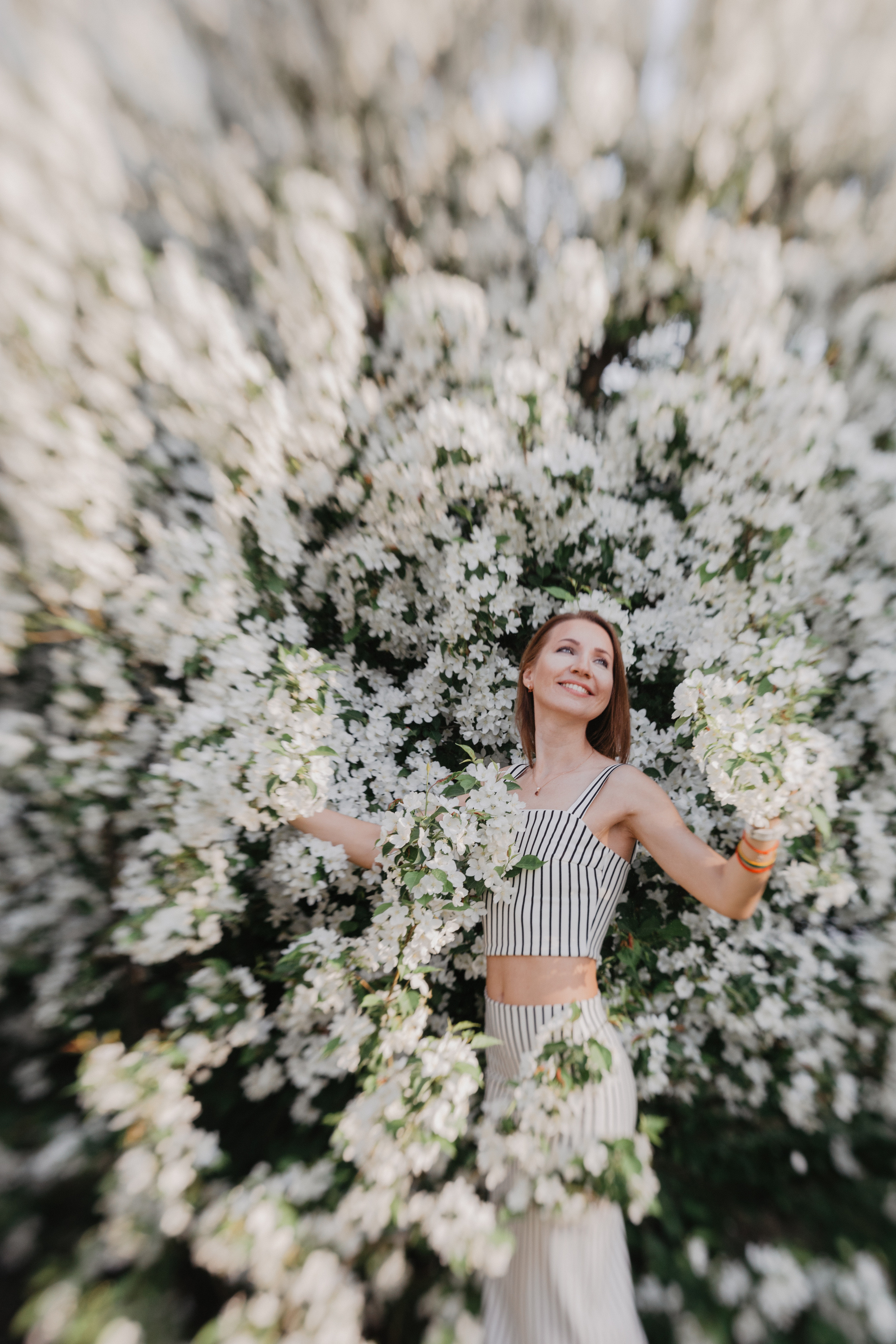 Яблоневое утро. Свадебный и семейный фотограф Тюмень Ева Рейман