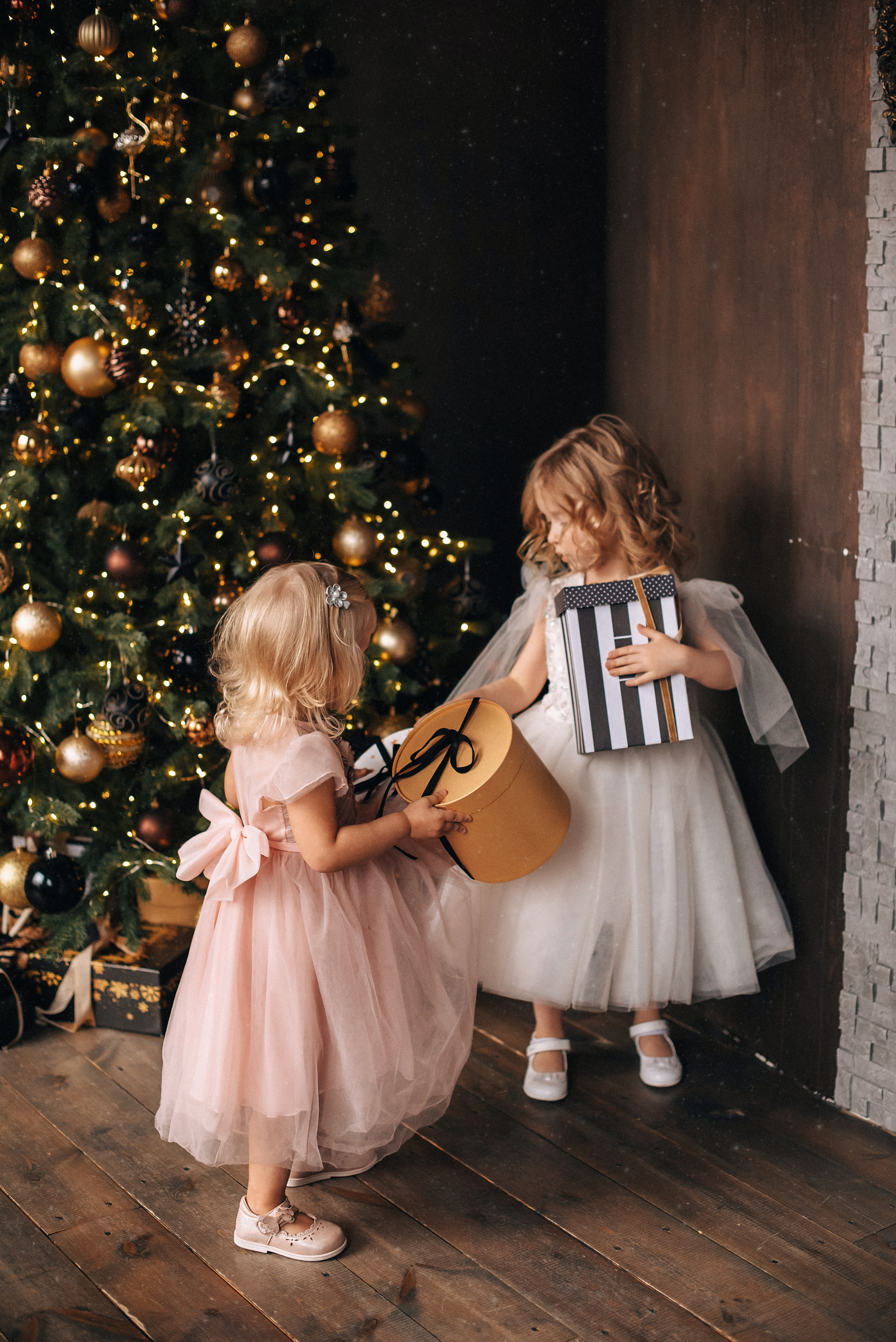 Детское розовое платье. Фотостудия «Балкон» — аренда фотостудии в Пензе