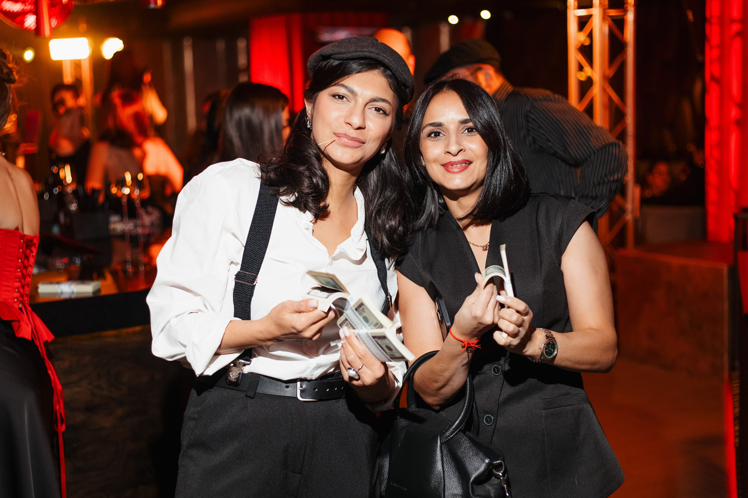 LA FAMIGLIA — SOLOVI — 1 YEAR. СВОИ. ФОТООТЧЕТЫ-СОБЫТИЯ-МЕСТА