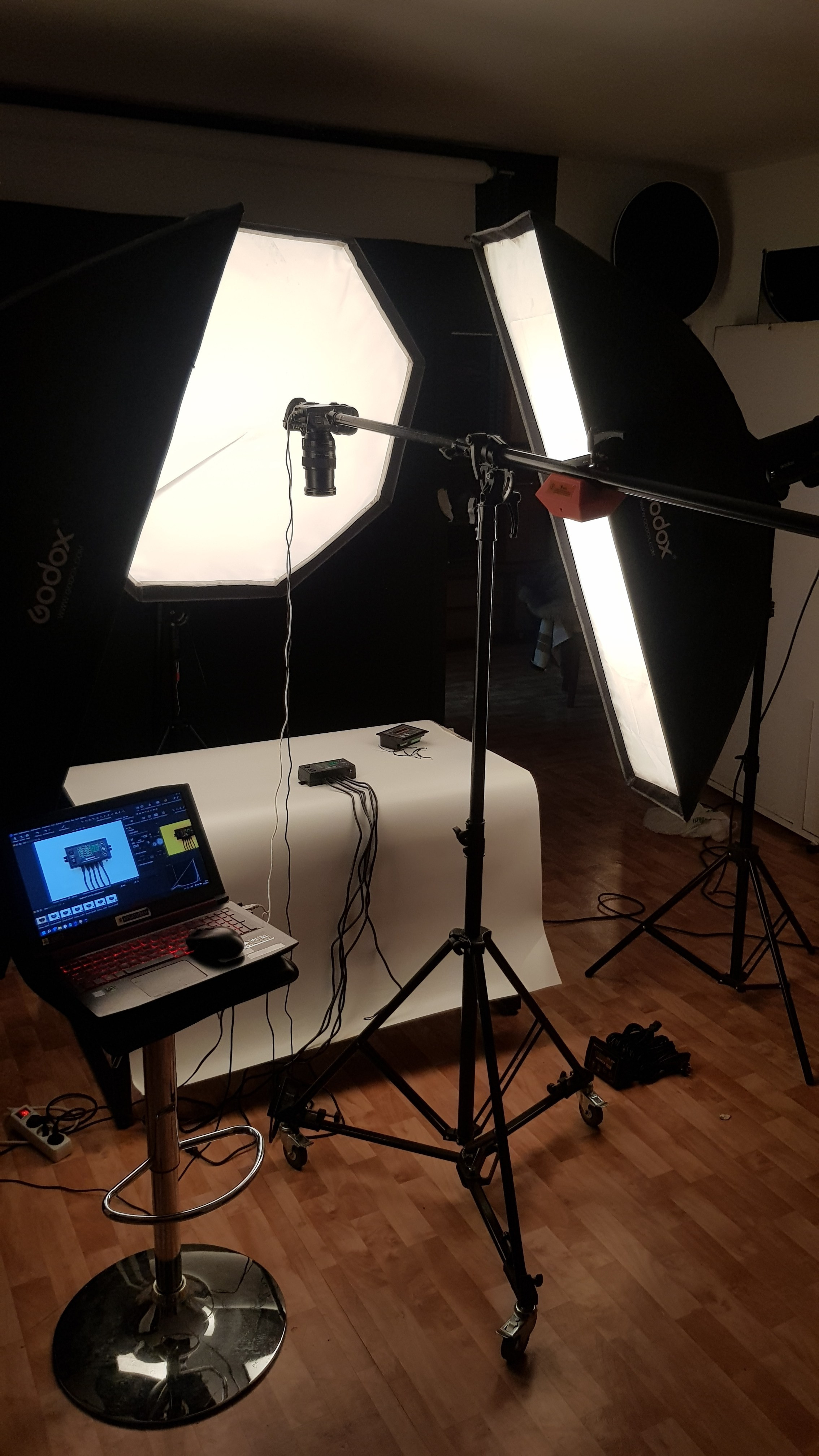 Фотосъёмка изделий на белом,чёрном или цветном фоне в Красноярске: профессиональные услуги фотографа Яковлева Романа. Фотограф Яковлев Роман — Красноярск