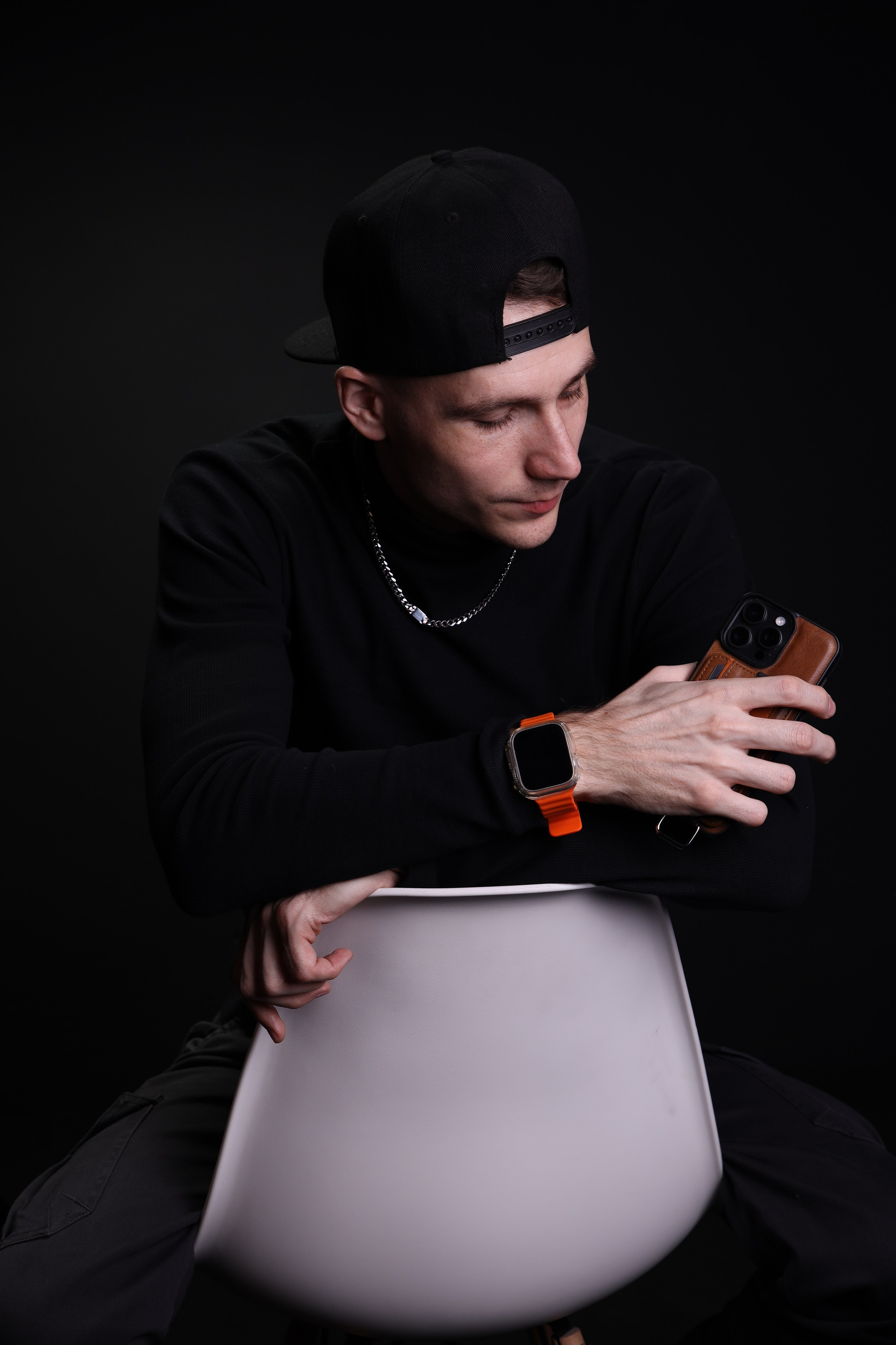 The White hat Alex. Профессиональный фотограф в Воронеже Владислав Крылов