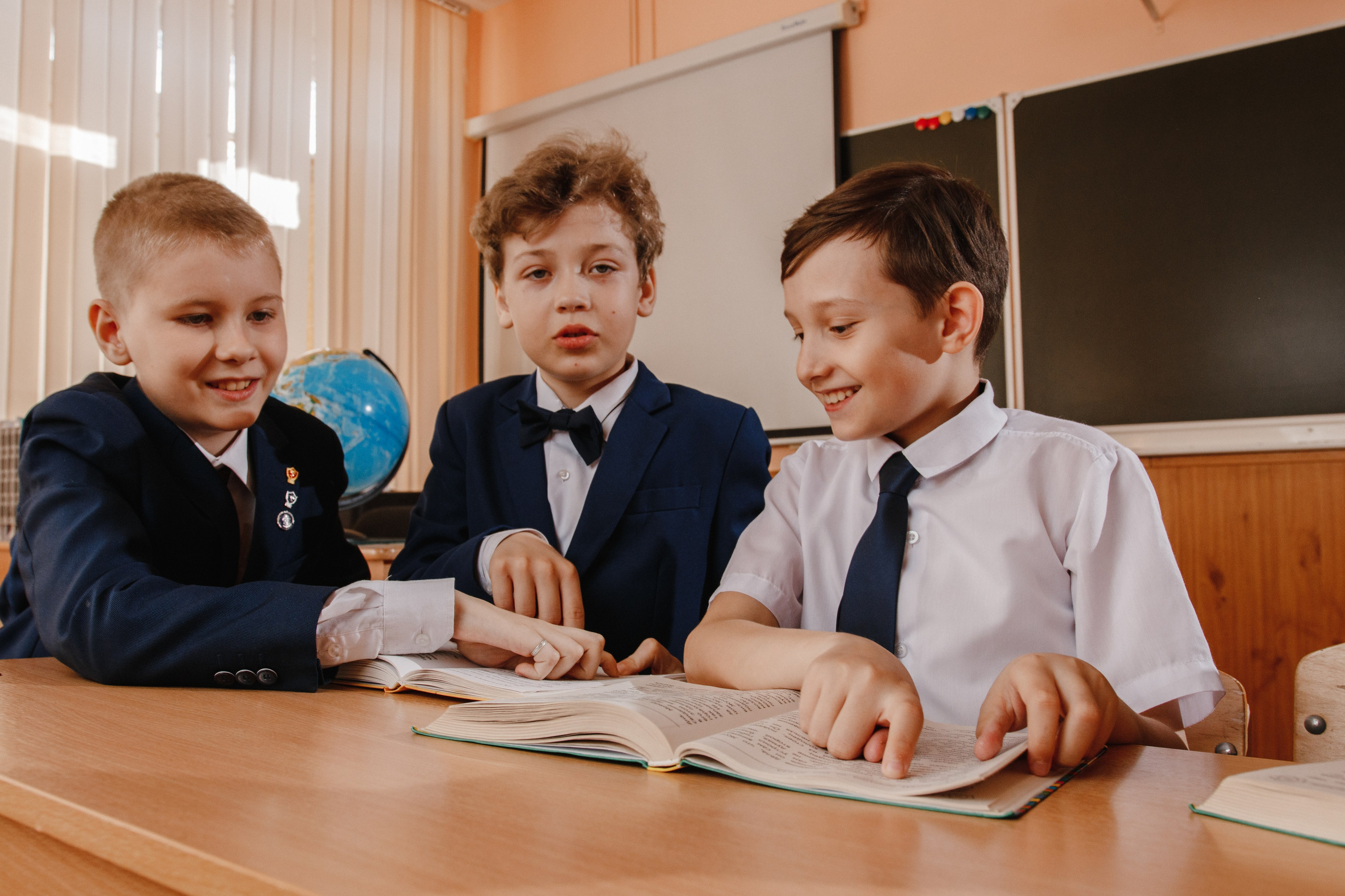 Альбомы младшая школа. Фотограф/Видеограф Рябов Дмитрий