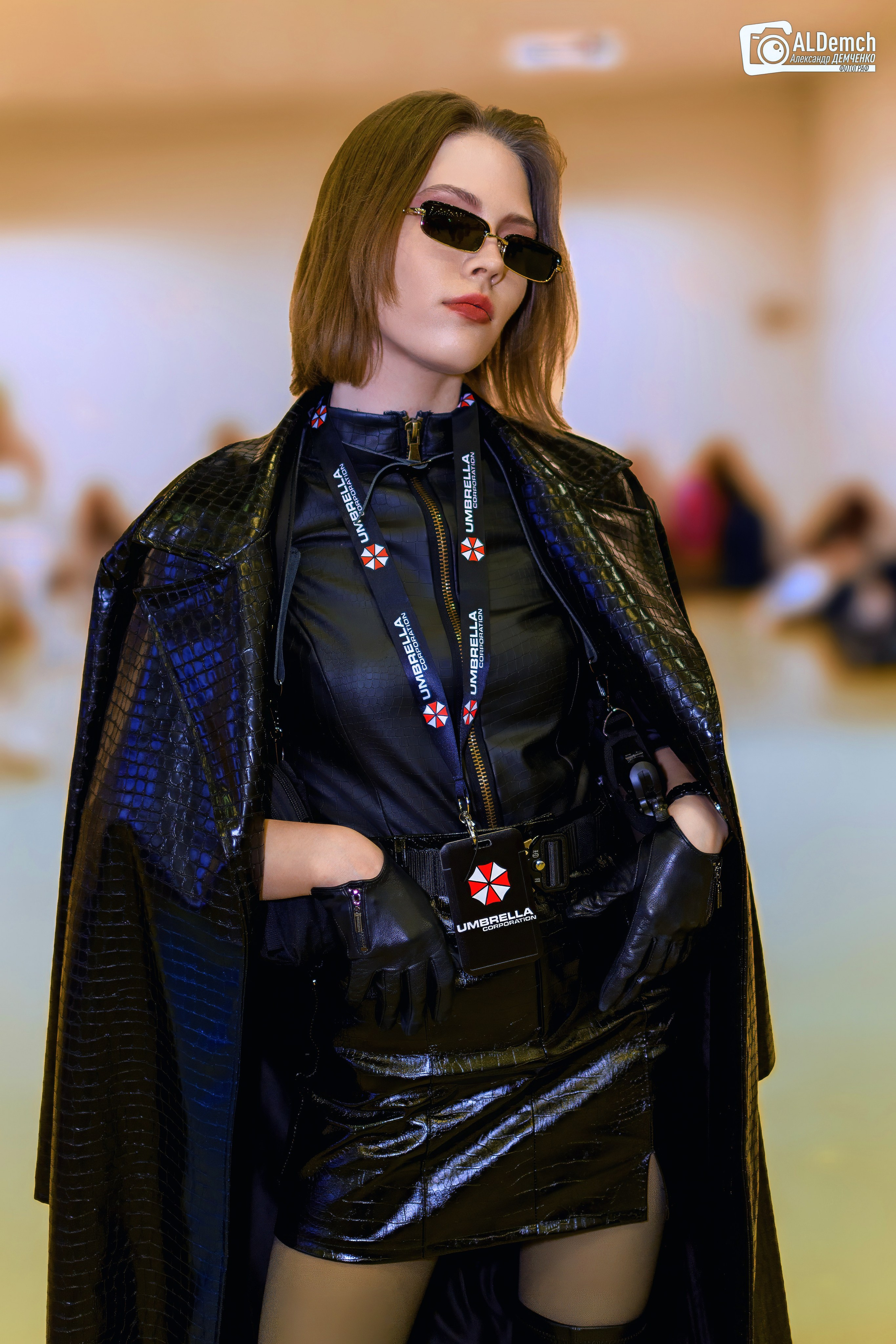 Resident Evil картинки персонажей игры и косплей фото