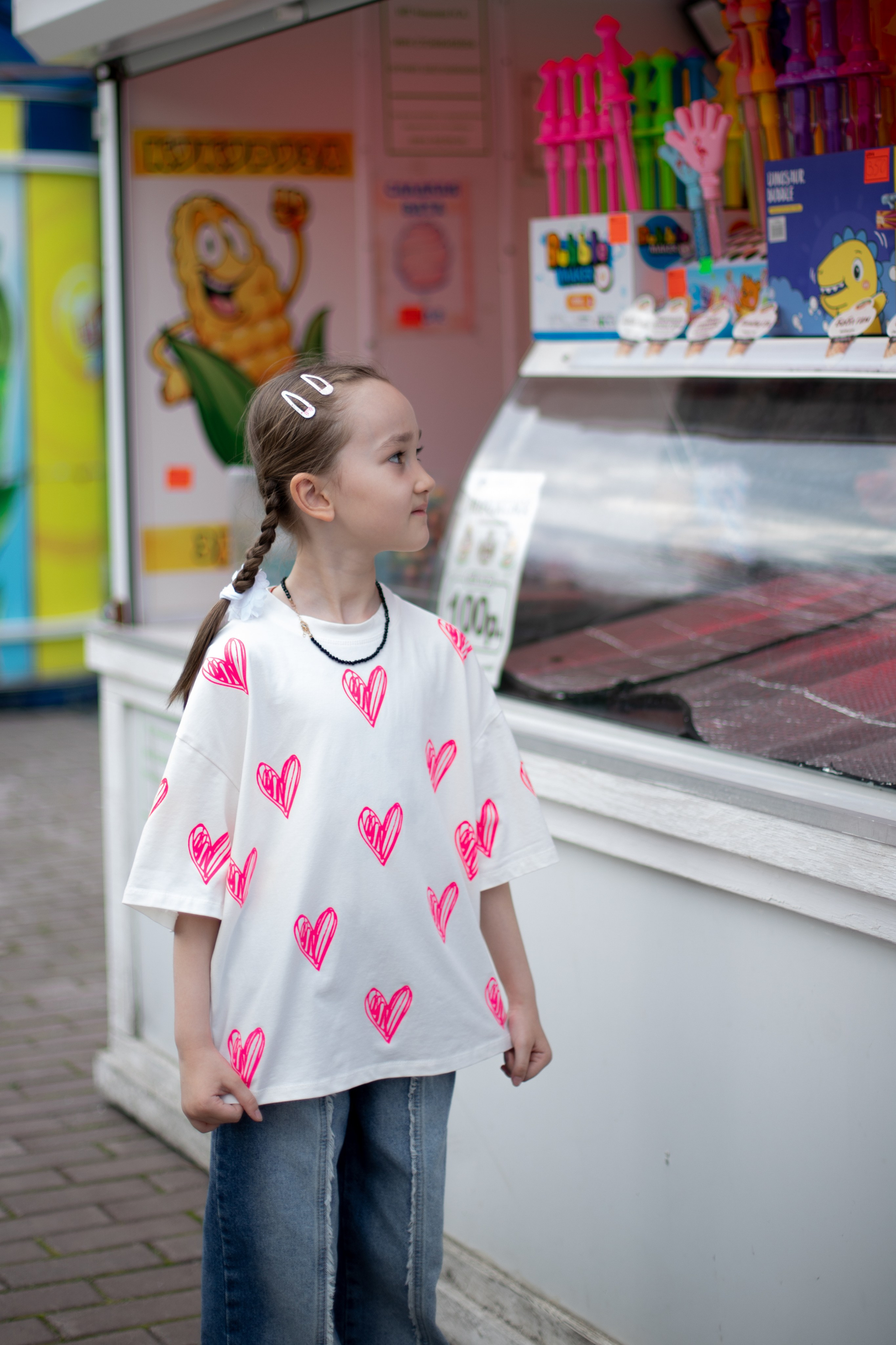 Мадина в цветущем парке. Семейный и детский фотограф в Хабаровске Алевтина Проскурякова