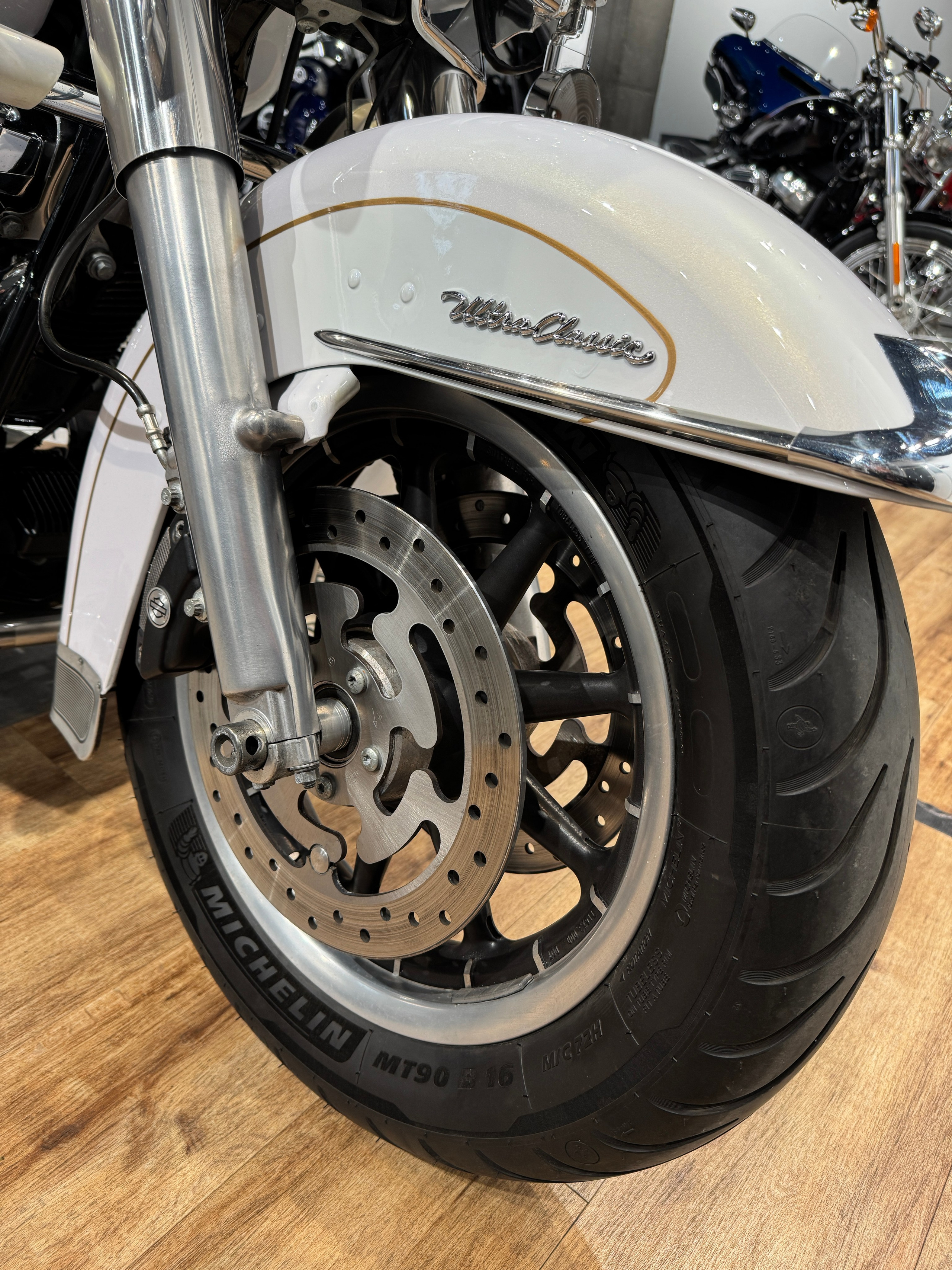 Harley Davidson Electra Glide Snow White (Mamba) (Touring) — купить мотоцикл. Hello Davidson, Москва. Только хорошие мотоциклы…