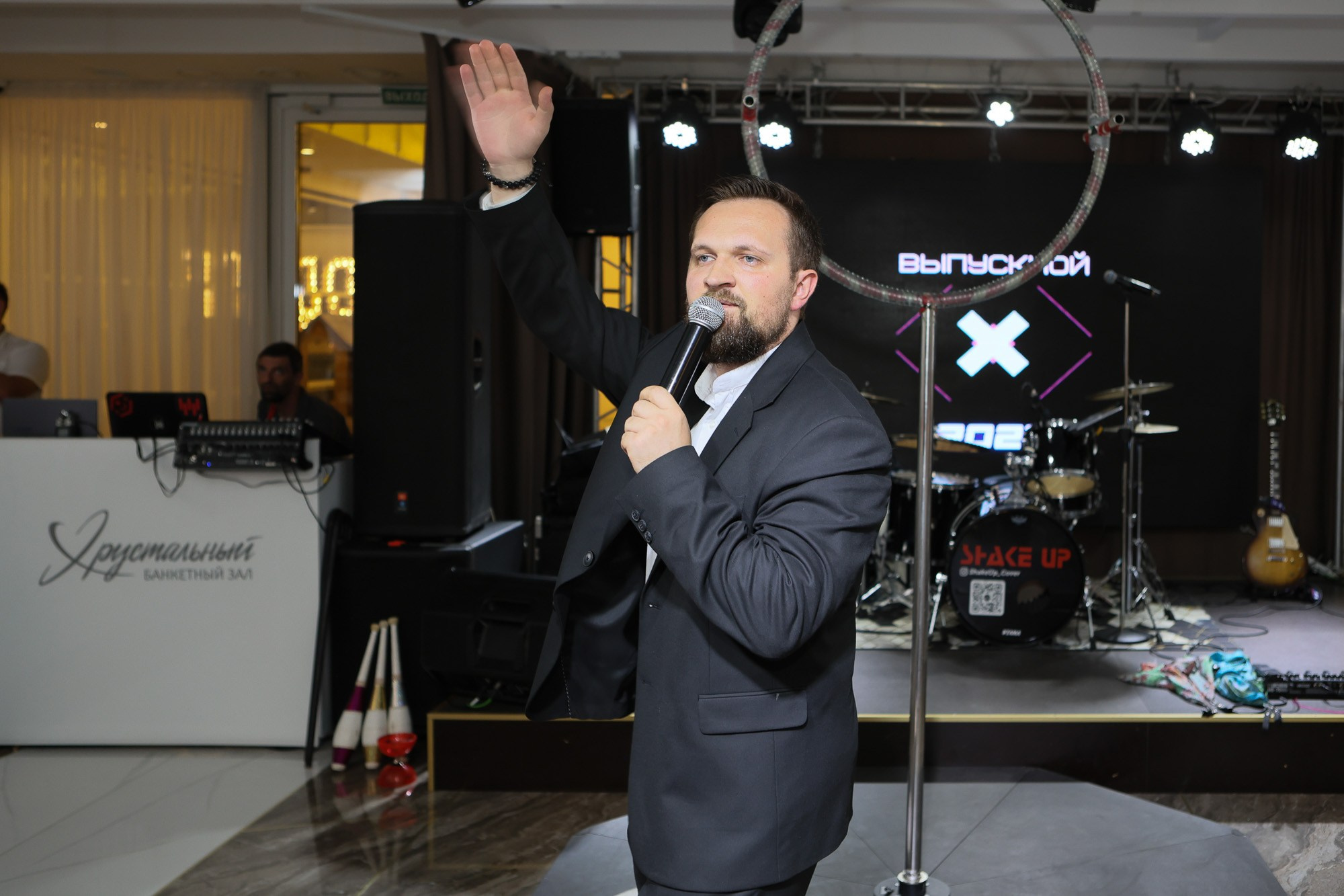 Выпускной вечер в Севастопольской гимназии № 1 имени А. С. Пушкина. Свадебный фотограф, фотосъемка в Крыму, Севастополе, Симферополе, Ялте