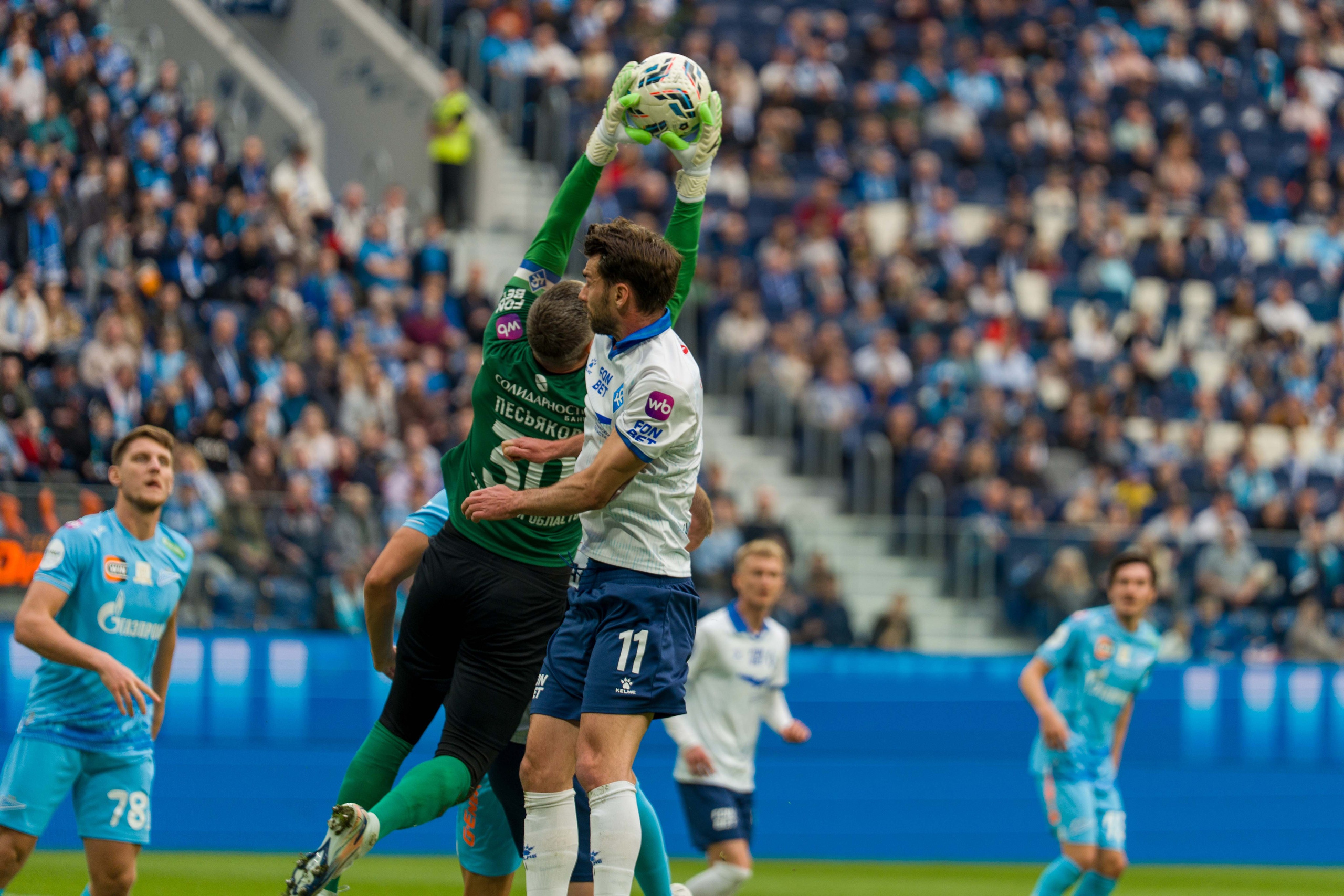 Зенит — Крылья Советов, 23-й тур РПЛ: репортажная съёмка на Газпром Арене | Антон Гауф, спортивный фотограф Санкт-Петербург. Спортивный фотограф в Санкт-Петербурге | Антон Гауф