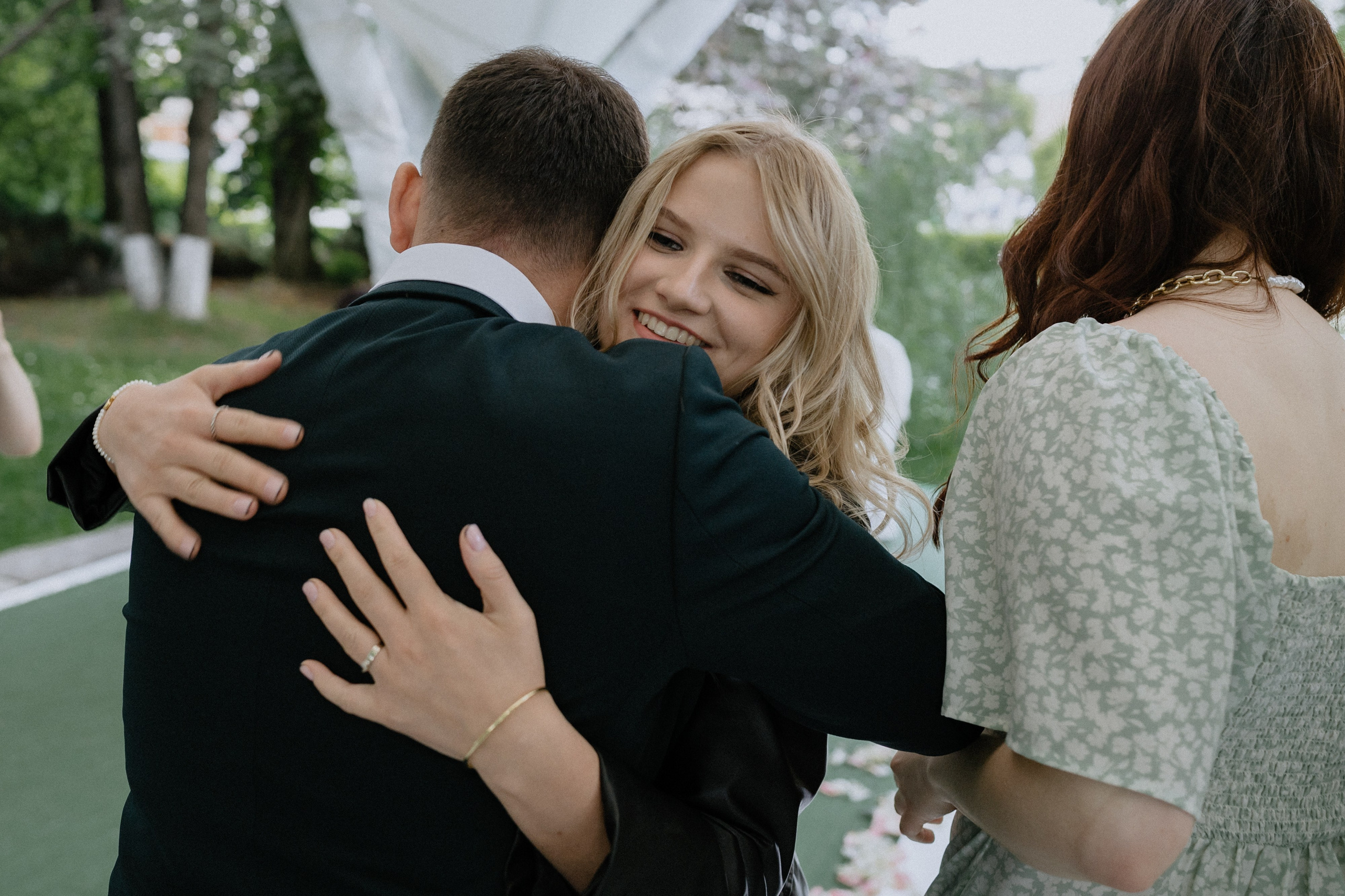 Регистрация брака и фотосессия в Даниловском парк отеле. Свадебный фотограф Москва — Сергей и Татьяна