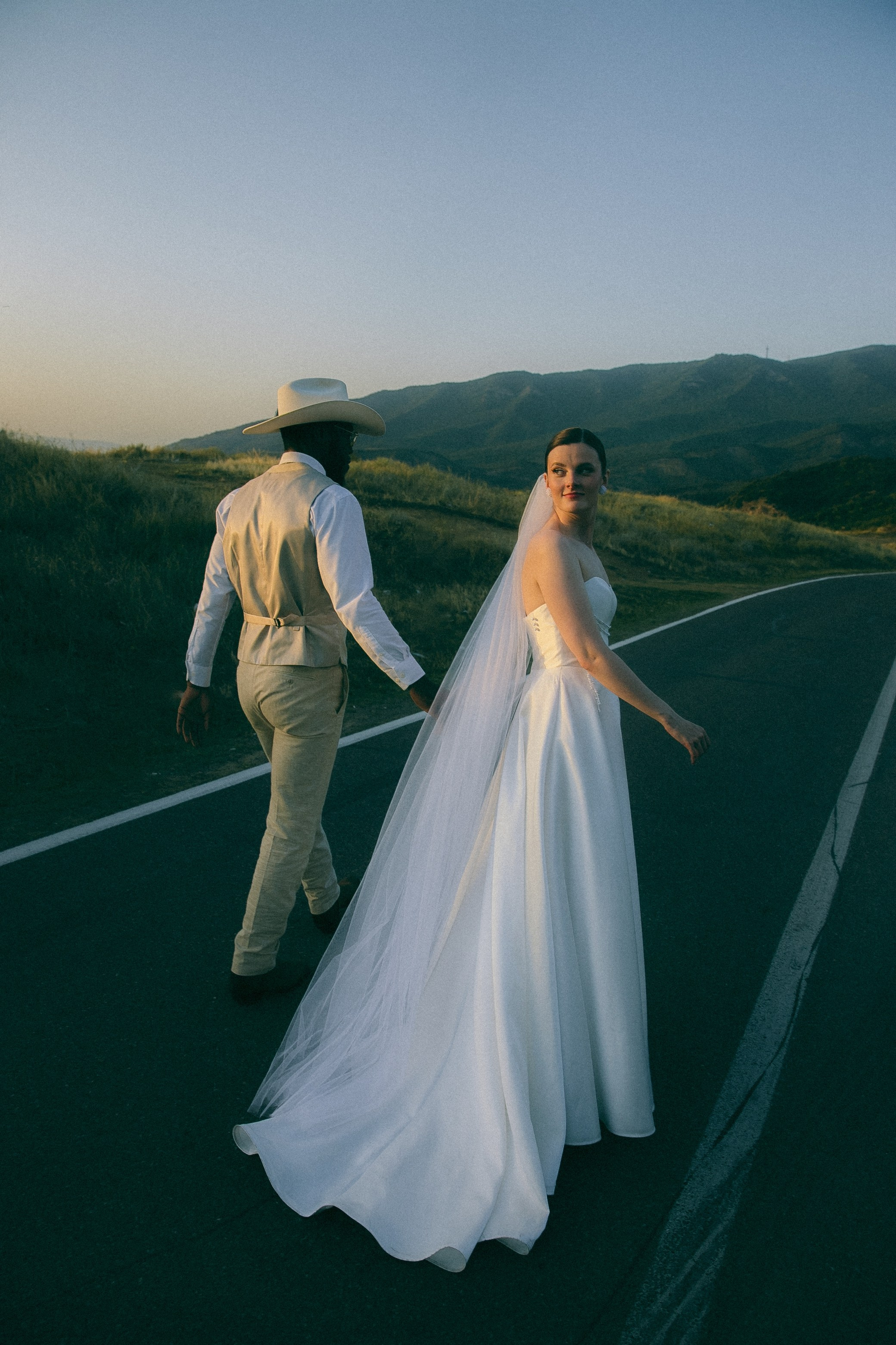 Свадебная фотосессия и роспись Тбилиси Грузия свадебный фотограф. Свадебный фотограф Грузия Тбилиси