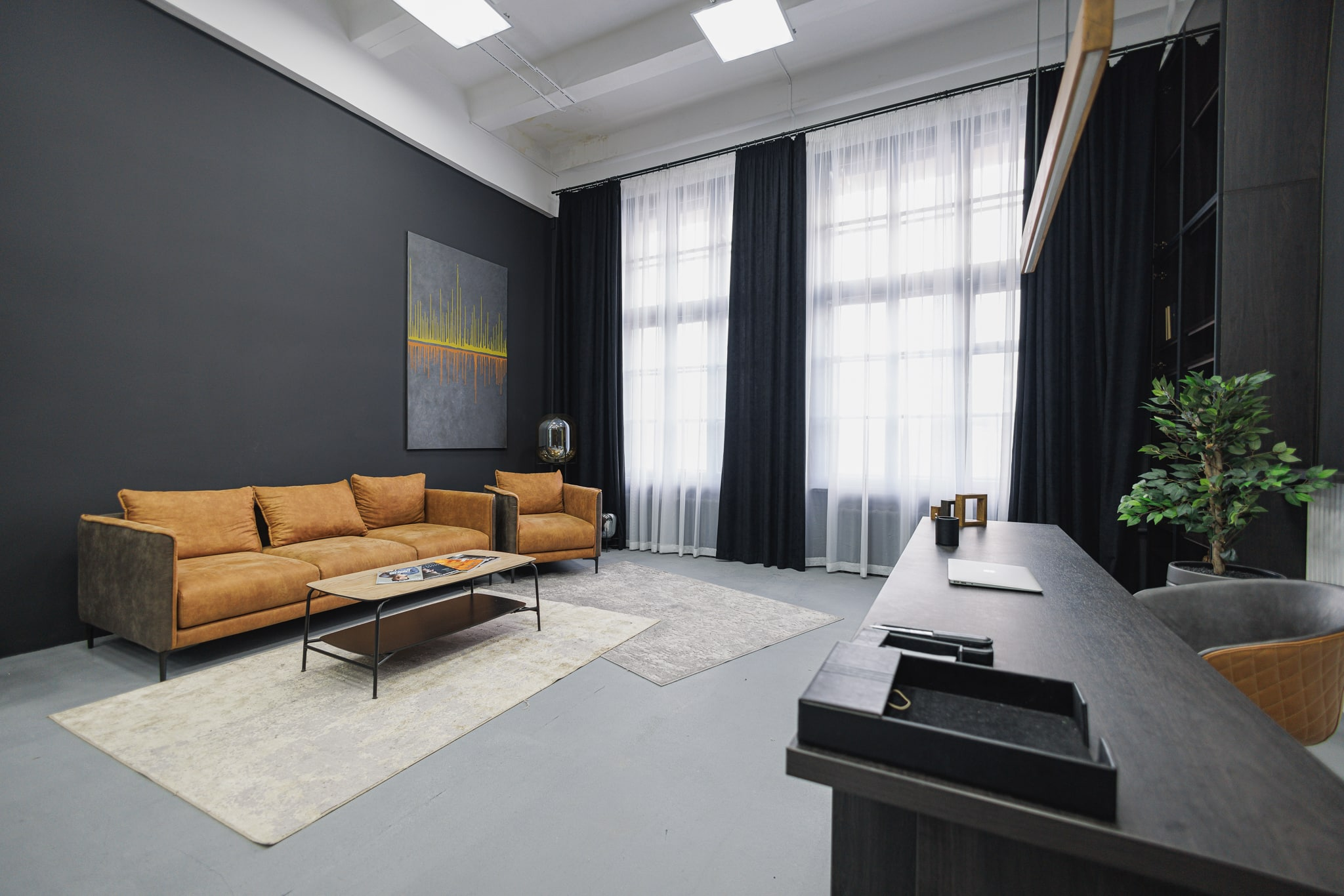 Photohub залы для съемки бизнес-контента. Фотограф в Минске Людмила Дутко