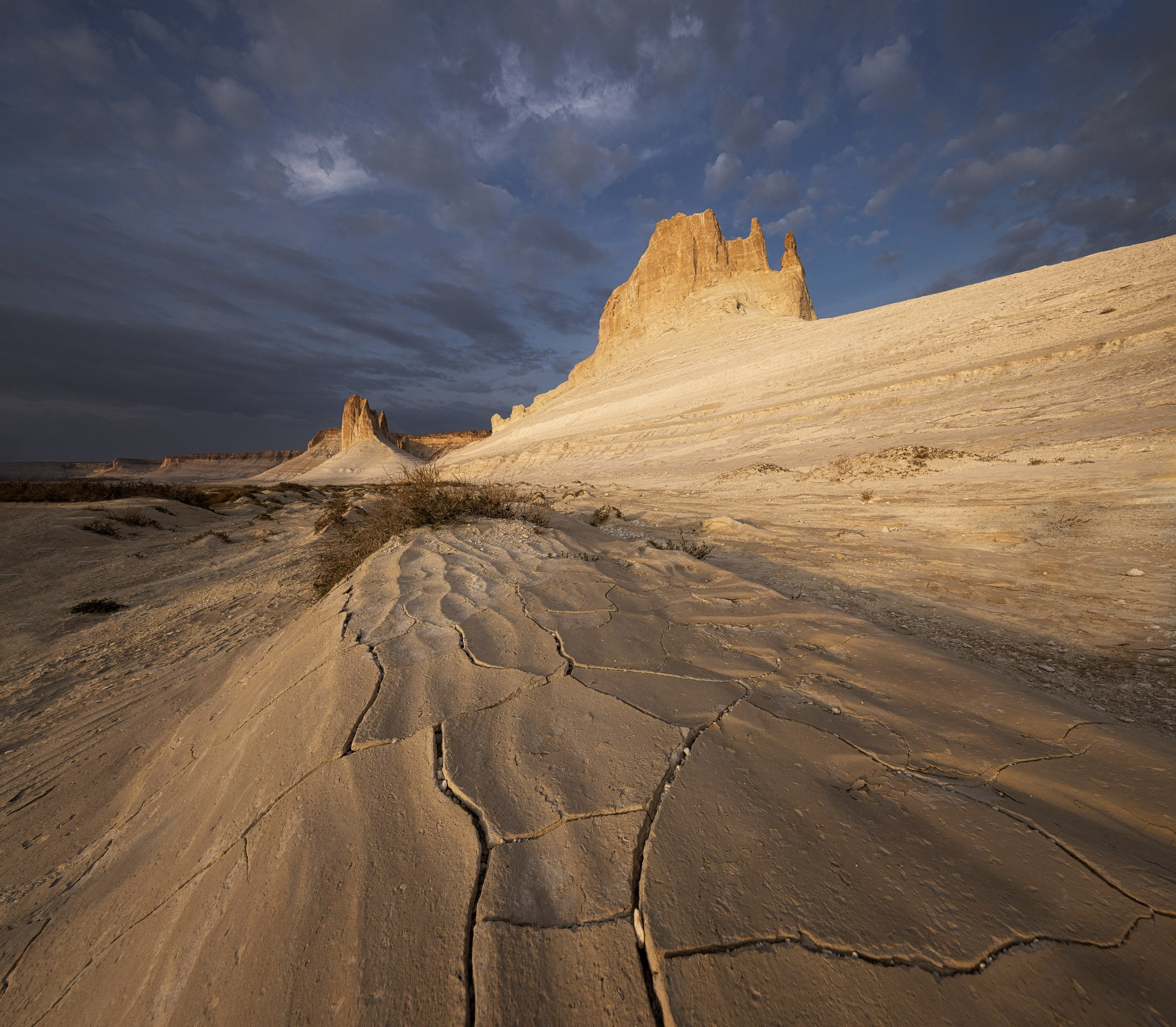 Экспедиция в Мангистау. Казахстан (28.03 — 11.04.25). Фотограф Константин Шамин
