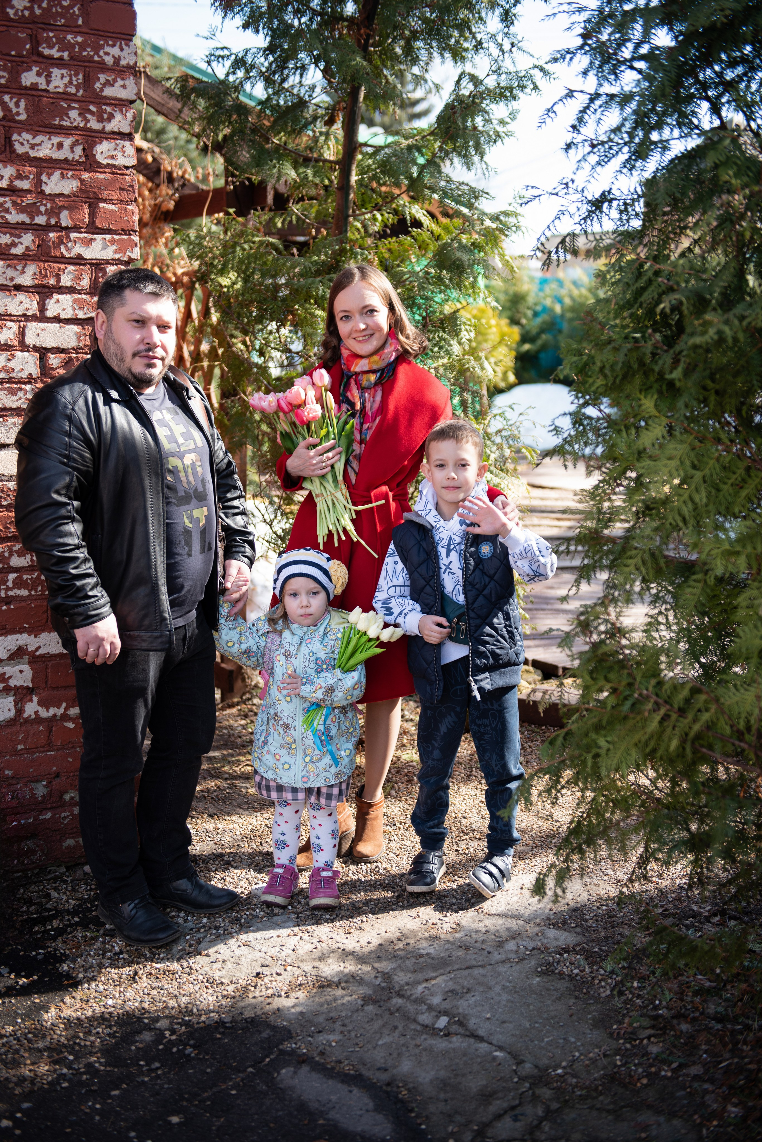 Весенняя Прогулка по Коломне для Анастасии, Антона, Евы и Яна. Фотограф самых запоминающихся моментов Вашей жизни