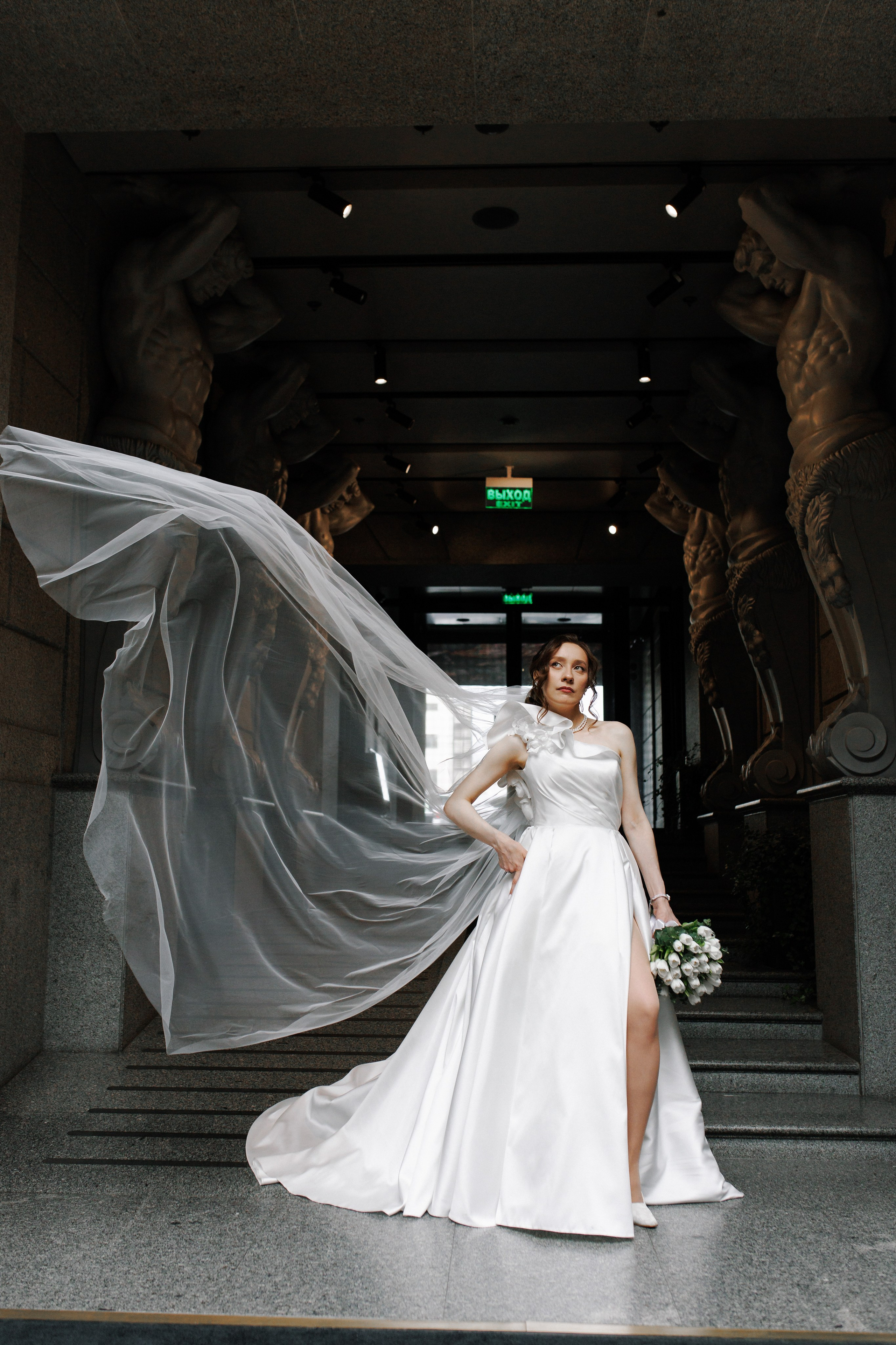 Свадьба ранней весной в Питере. Свадебный фотограф СПБ