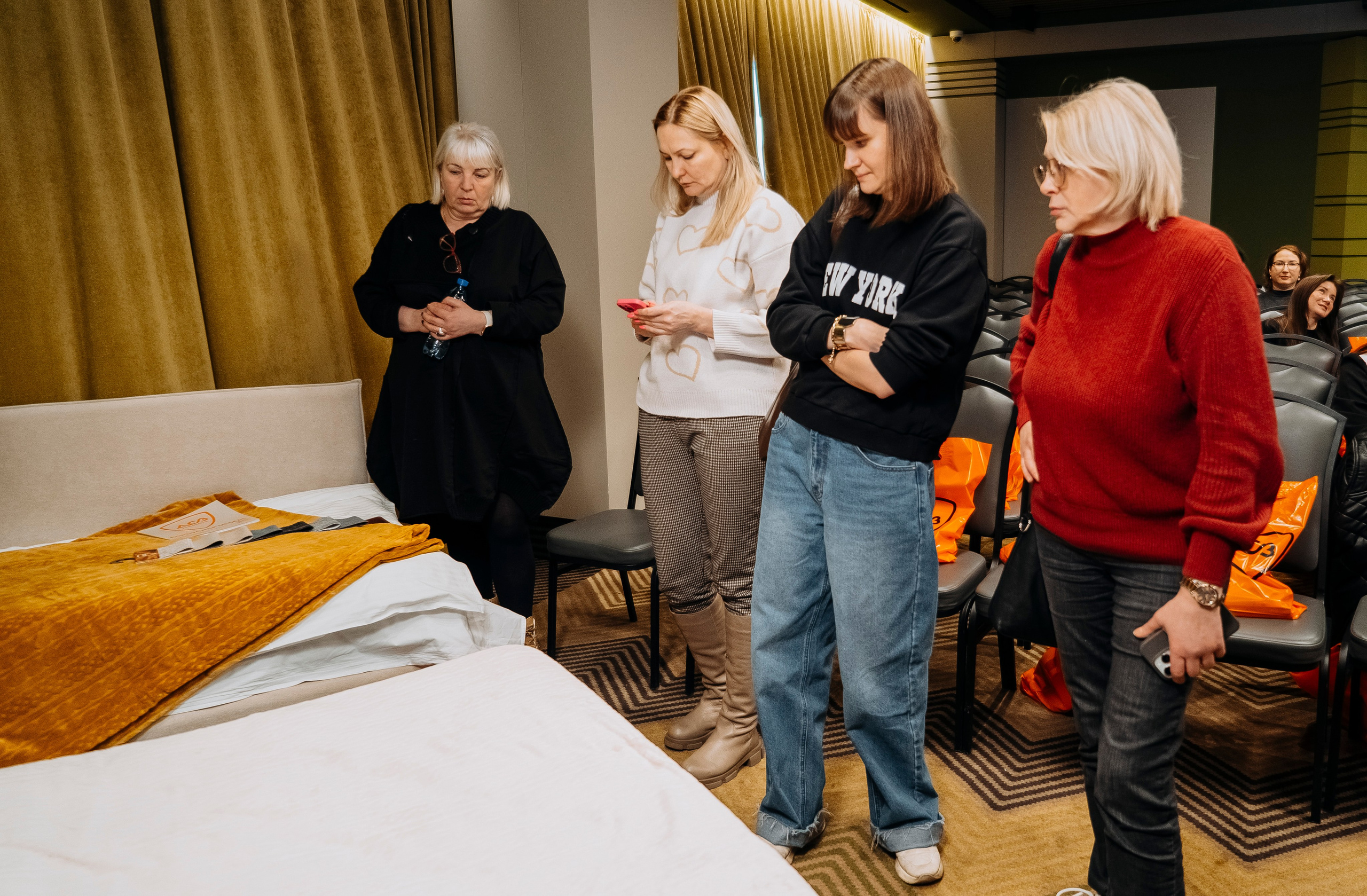 Ежегодный дилерский семинар интернет-магазин мебели. Профессиональный портретный фотограф в Москве Владимир Глаголев