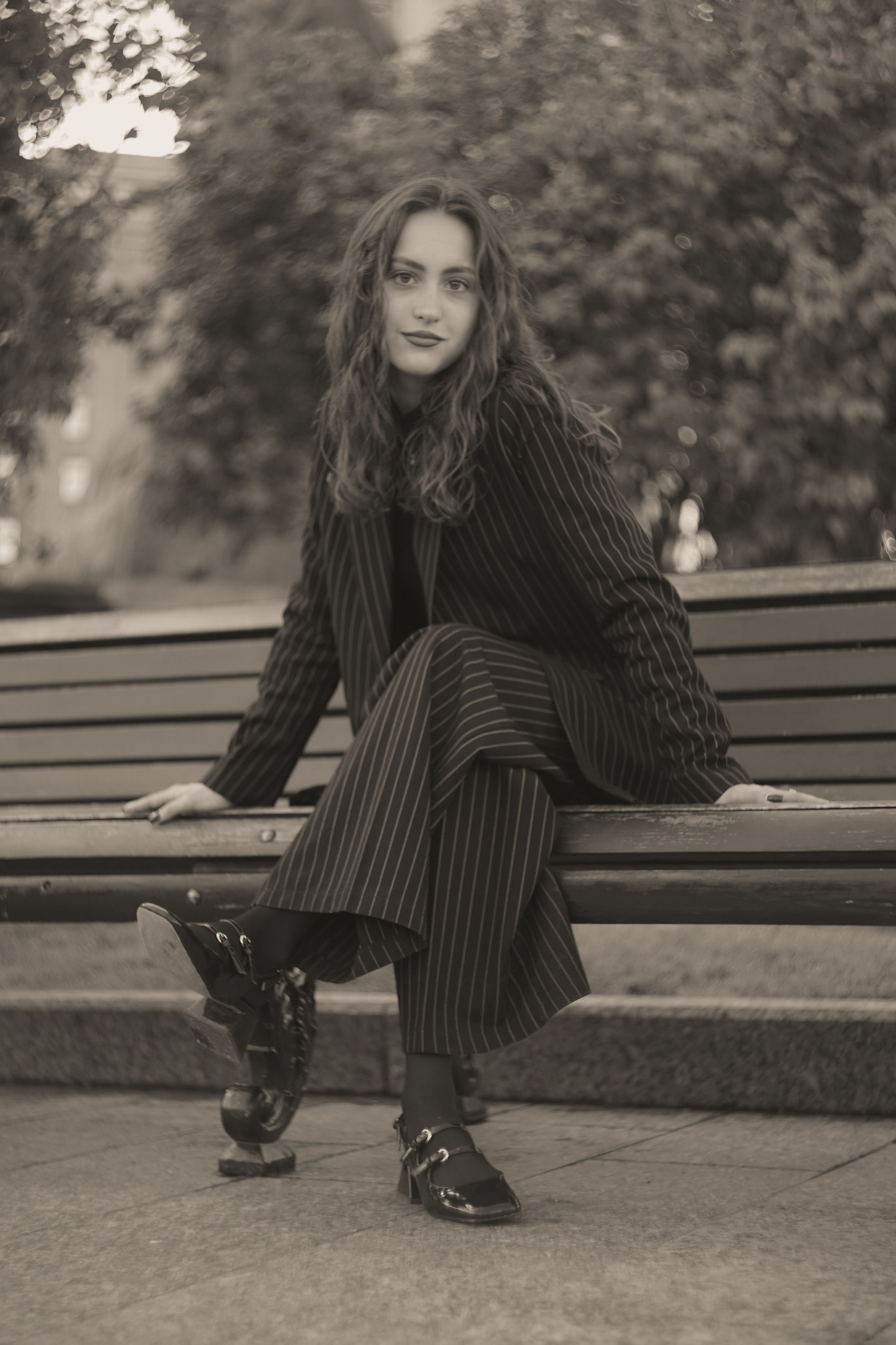 Ретро фотосессия на фоне сталинских высоток