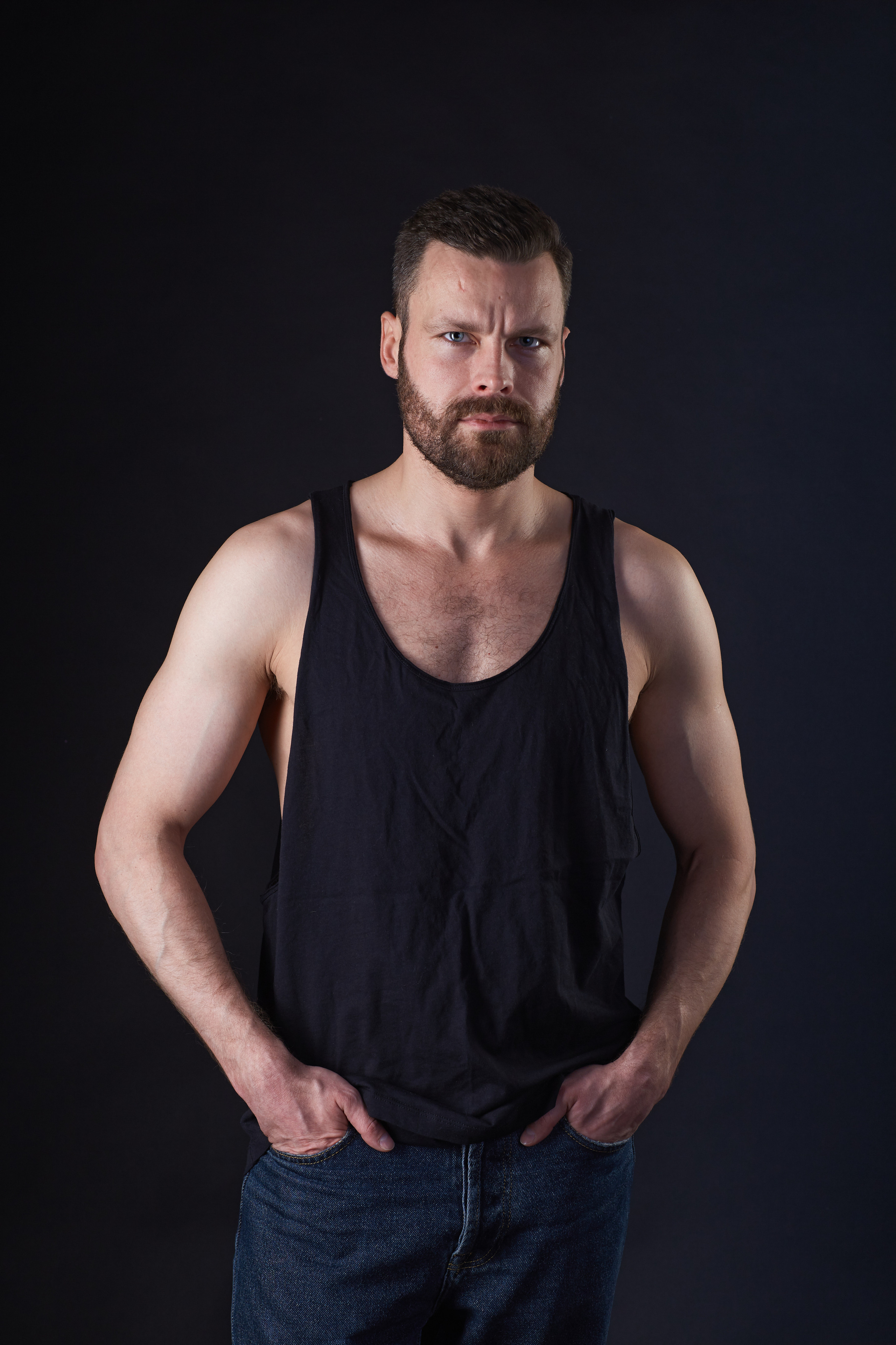 Женские, мужские и детские портреты в студии. Профессиональный фотограф в Белгороде Владимир Скибин