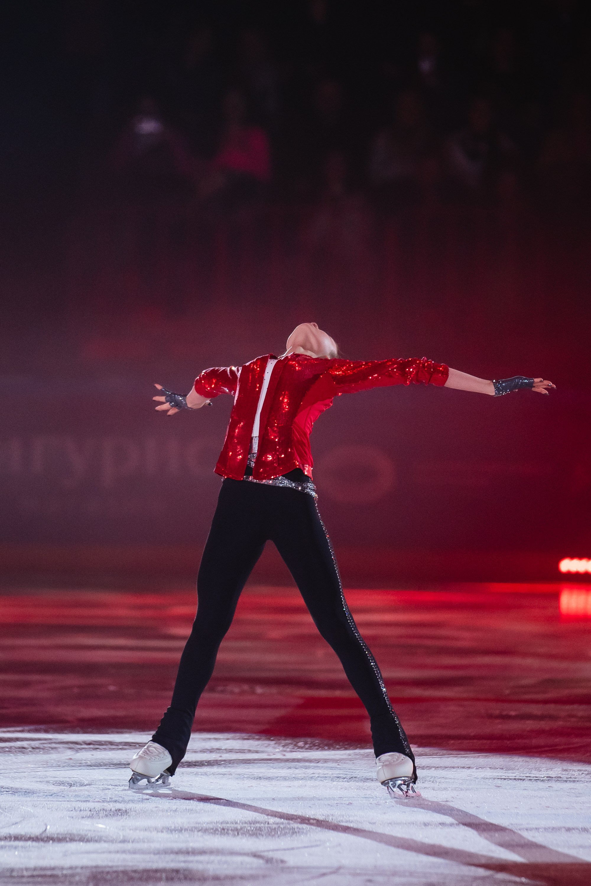 Шоу «Чемпионы на льду» в Новосибирске. Воробьева Ксения — Спортивный и танцевальный фотограф Новосибирск