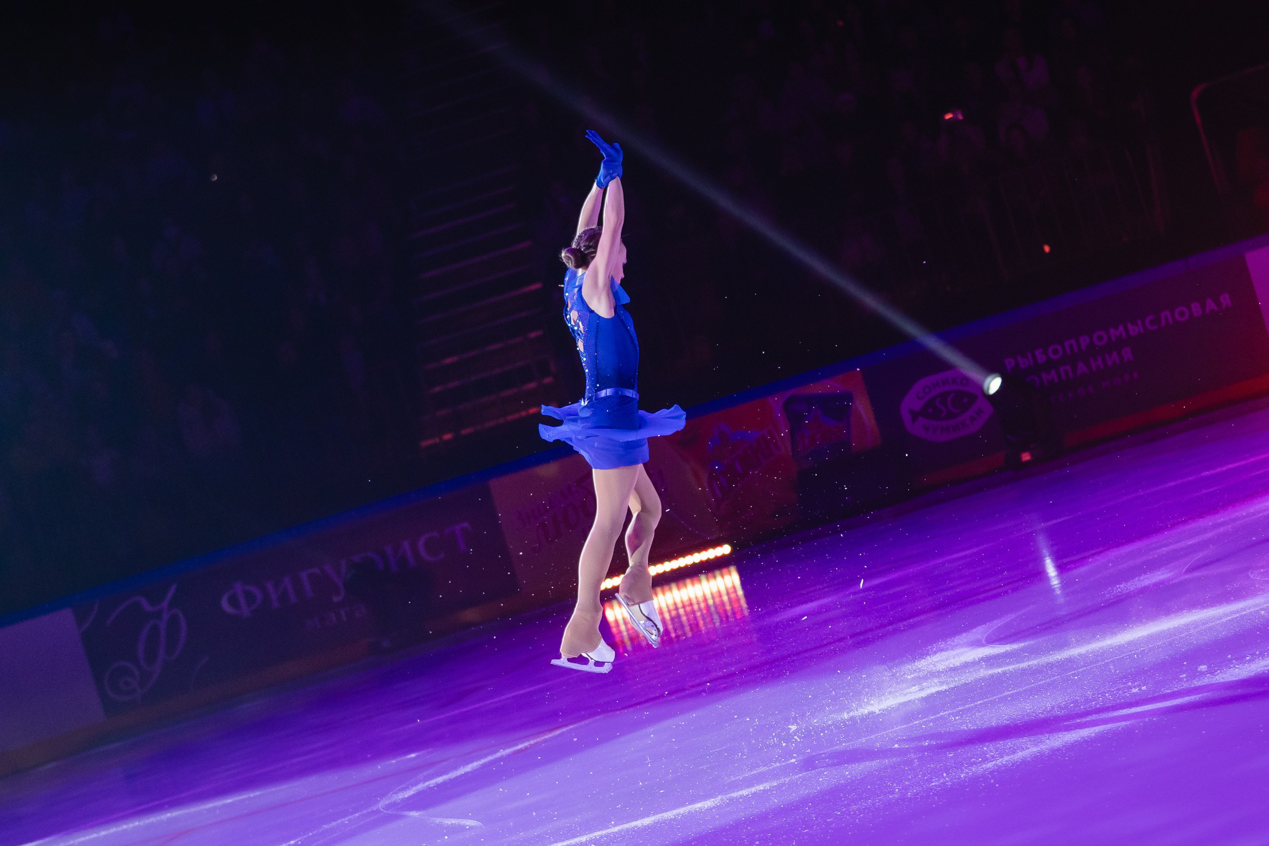 Шоу «Чемпионы на льду» в Новосибирске. Воробьева Ксения — Спортивный и танцевальный фотограф Новосибирск