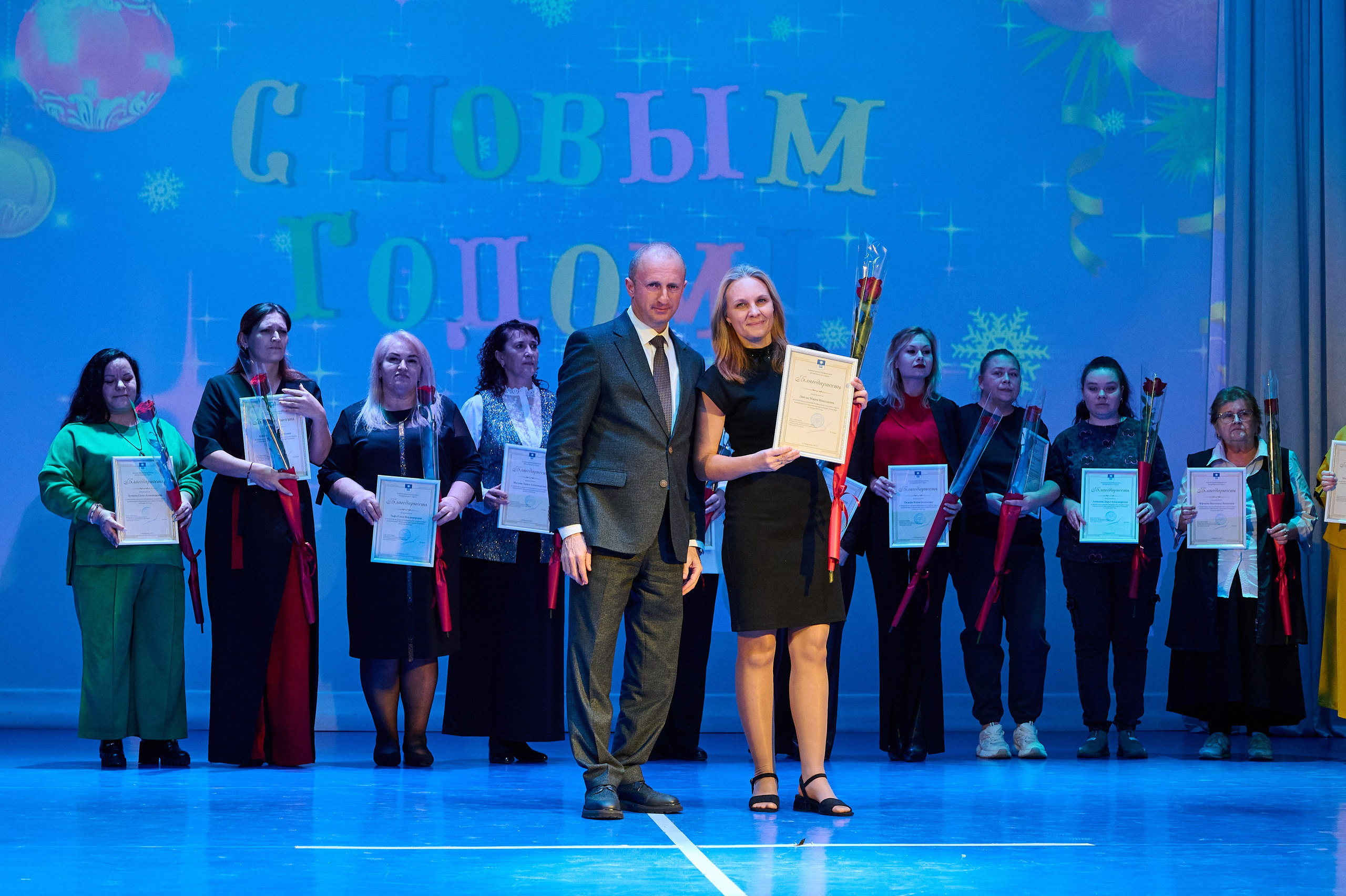 Коцерт НГ В ДК Марьина Роща. Жизнь курорта Кабардинка в фотографиях